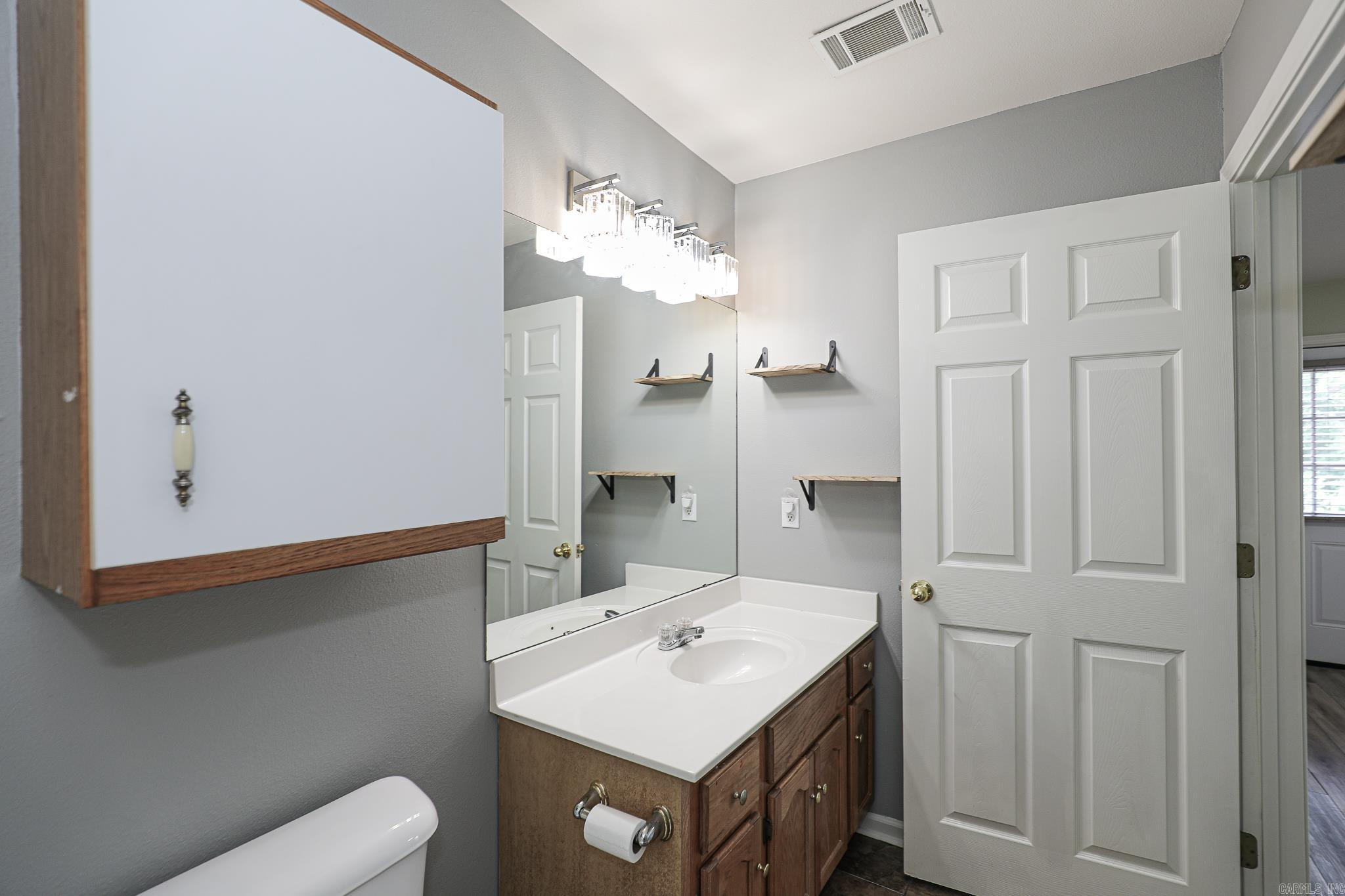 2203 Cedar Ridge Drive