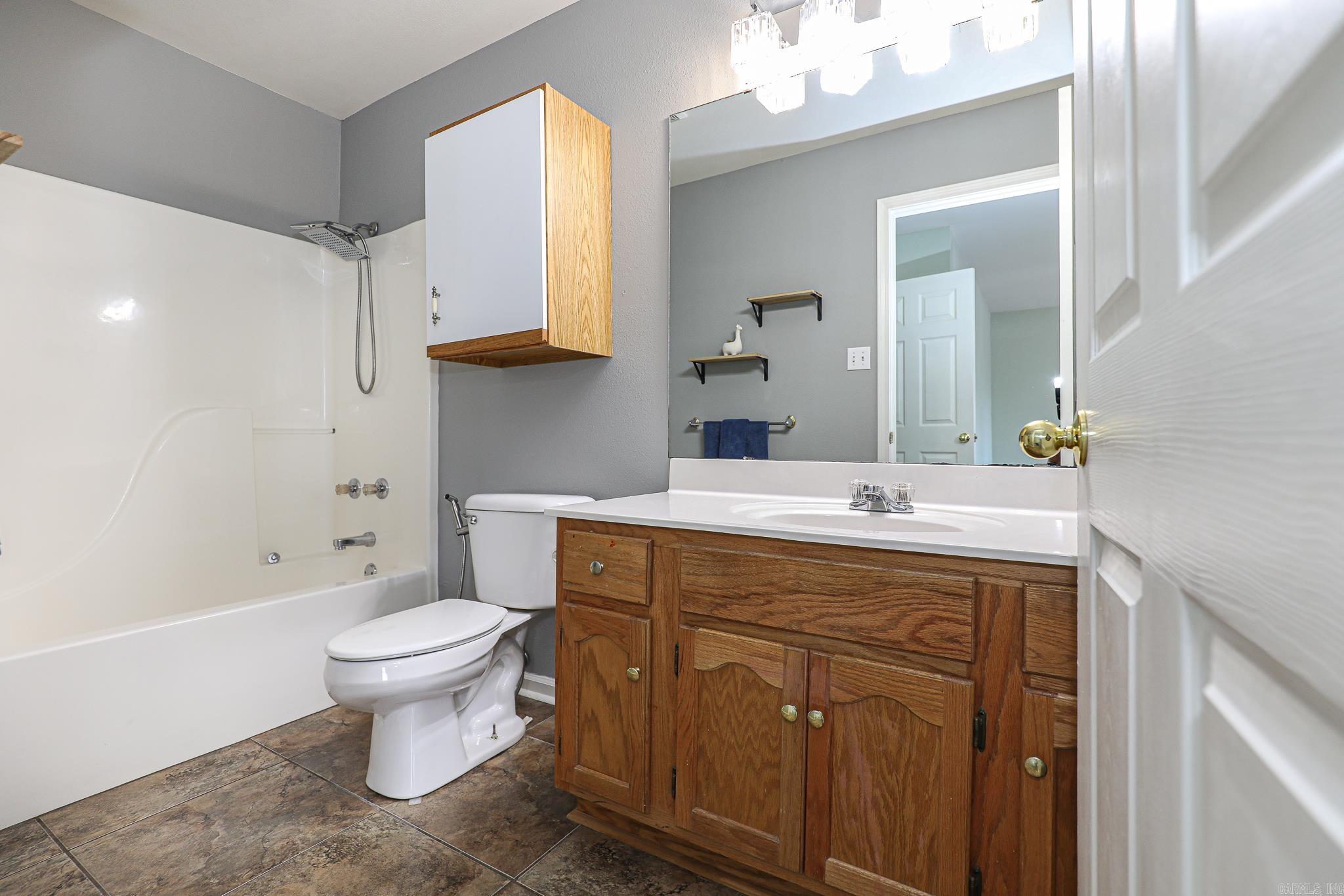 2203 Cedar Ridge Drive