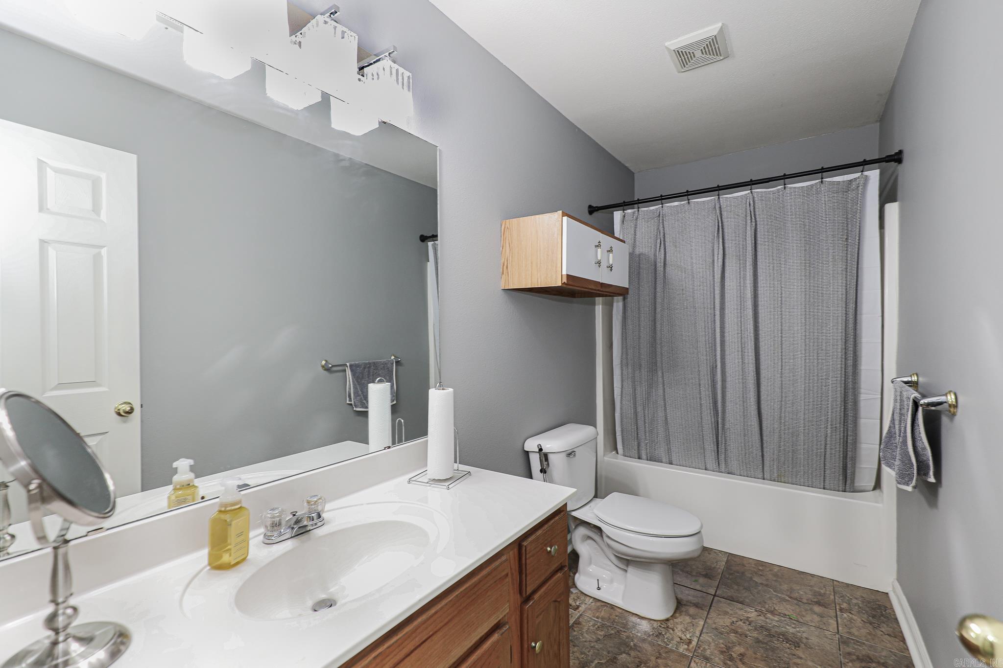 2203 Cedar Ridge Drive