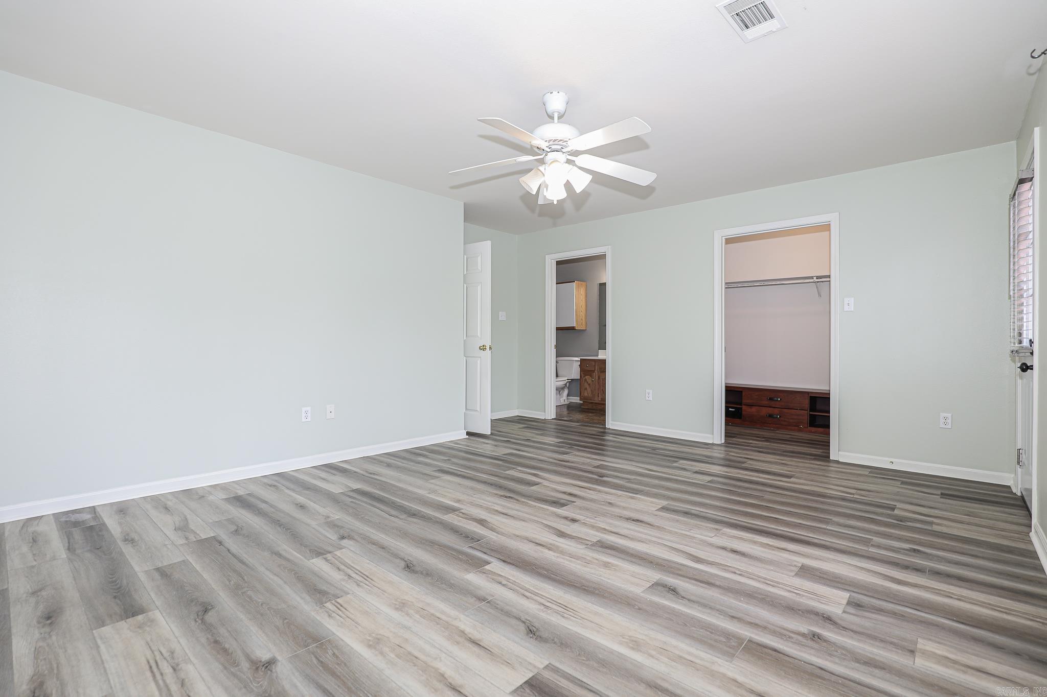 2203 Cedar Ridge Drive