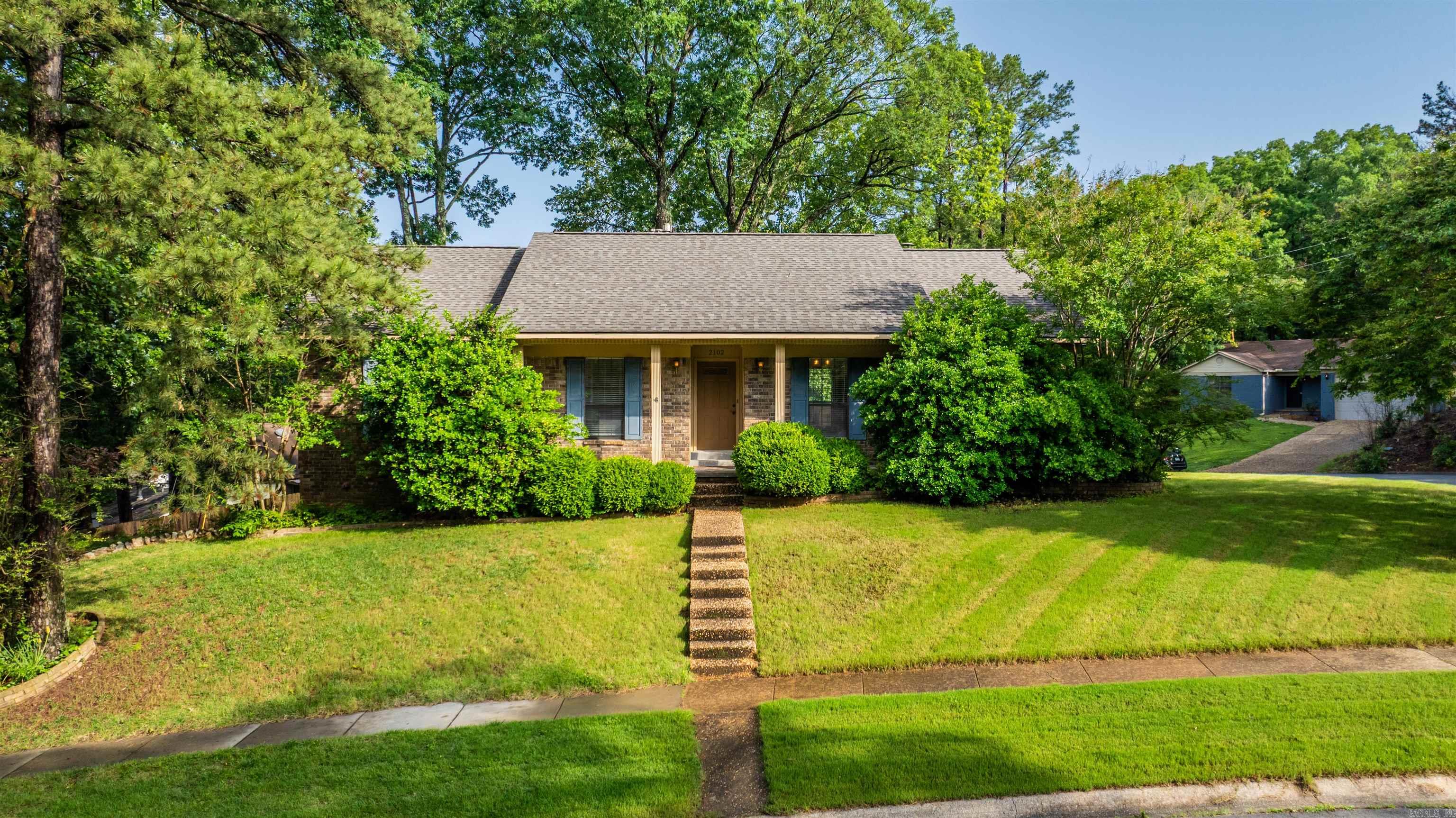 2102 Peach Tree Drive