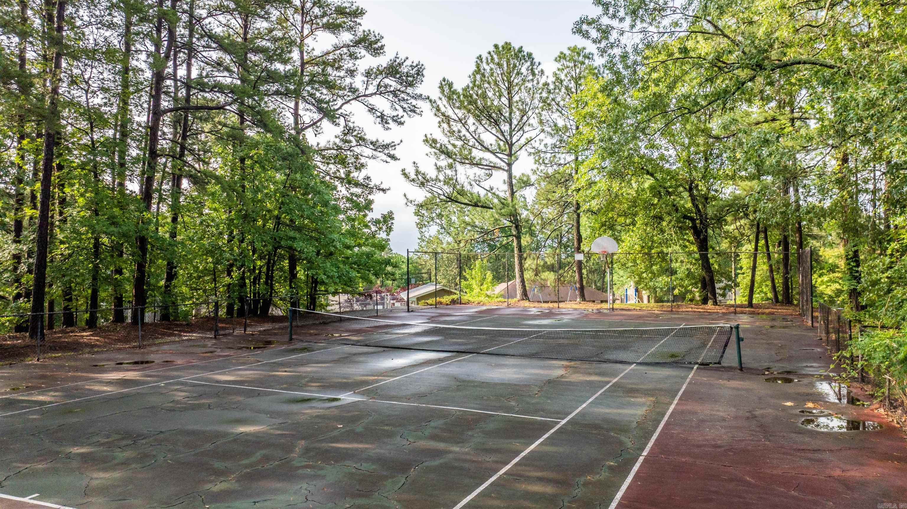 2102 Peach Tree Drive