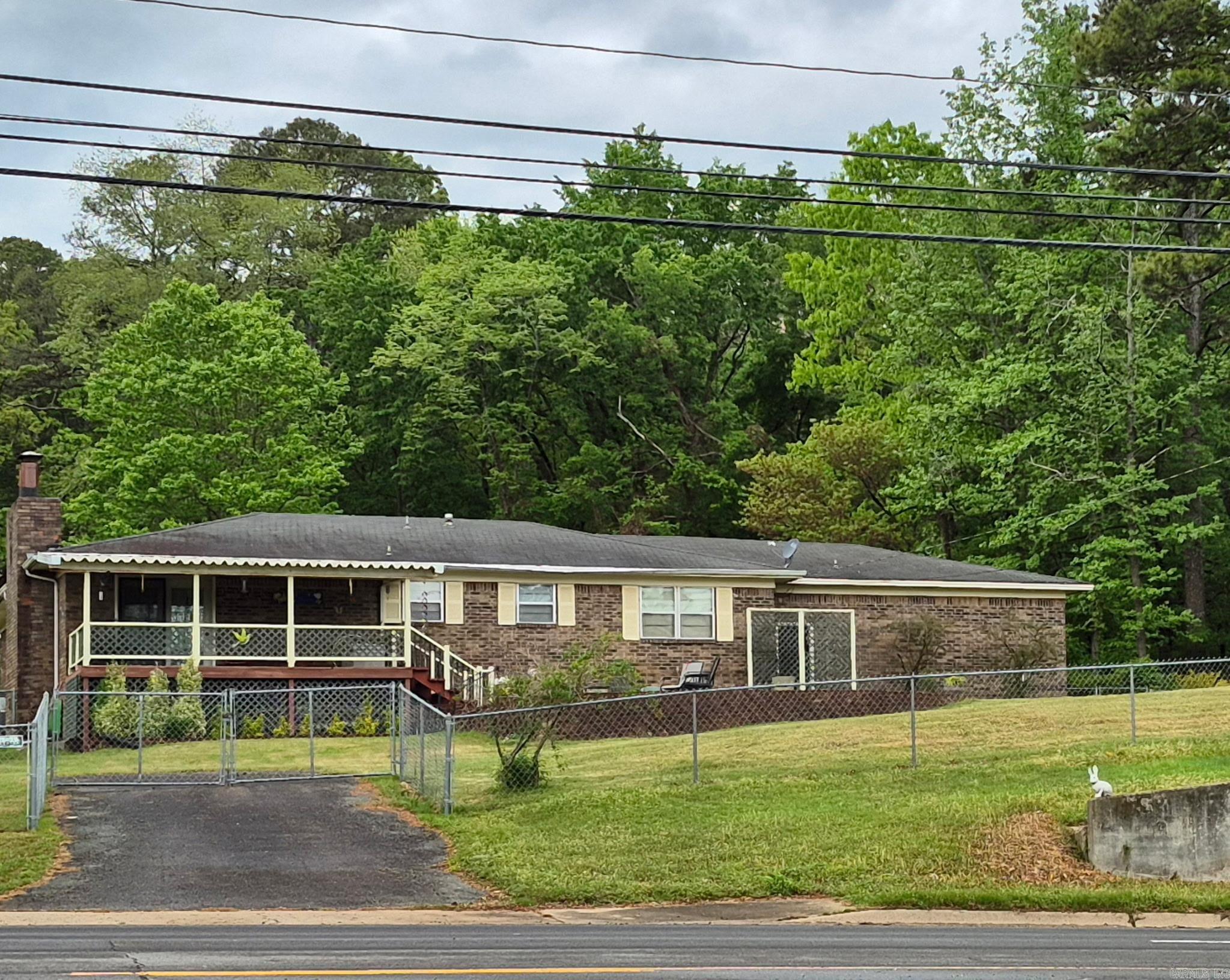 210 Mockingbird Lane