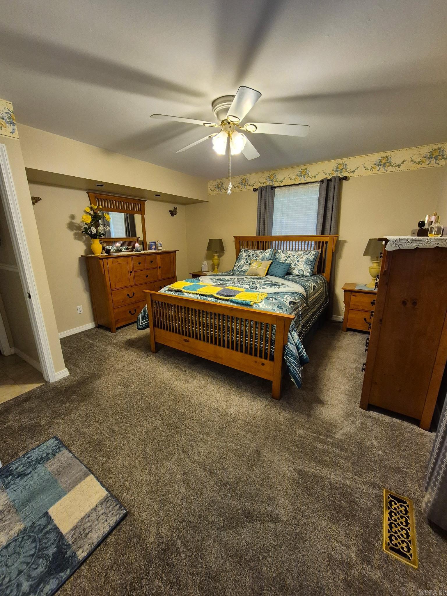 210 Mockingbird Lane