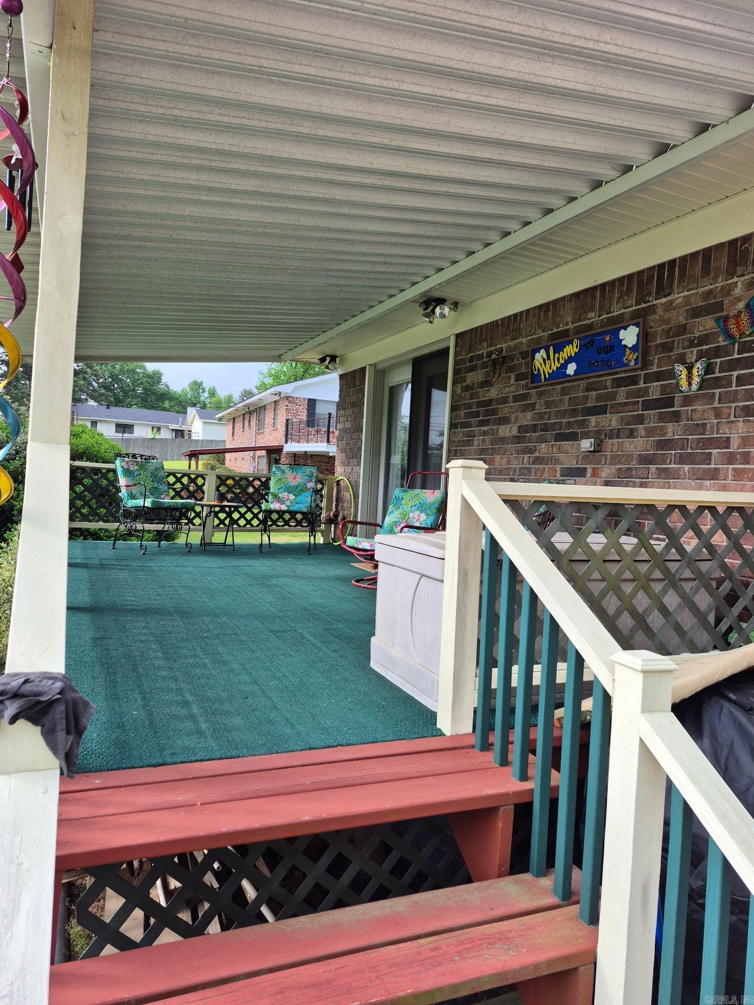 210 Mockingbird Lane