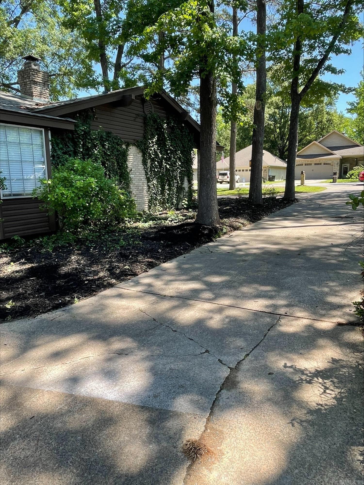 1210 N Jeff Davis St