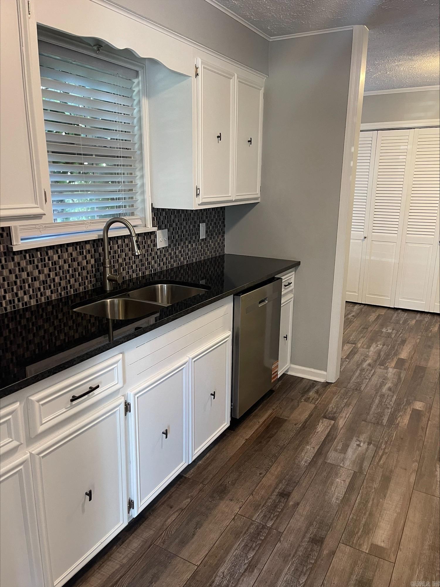 1210 N Jeff Davis St