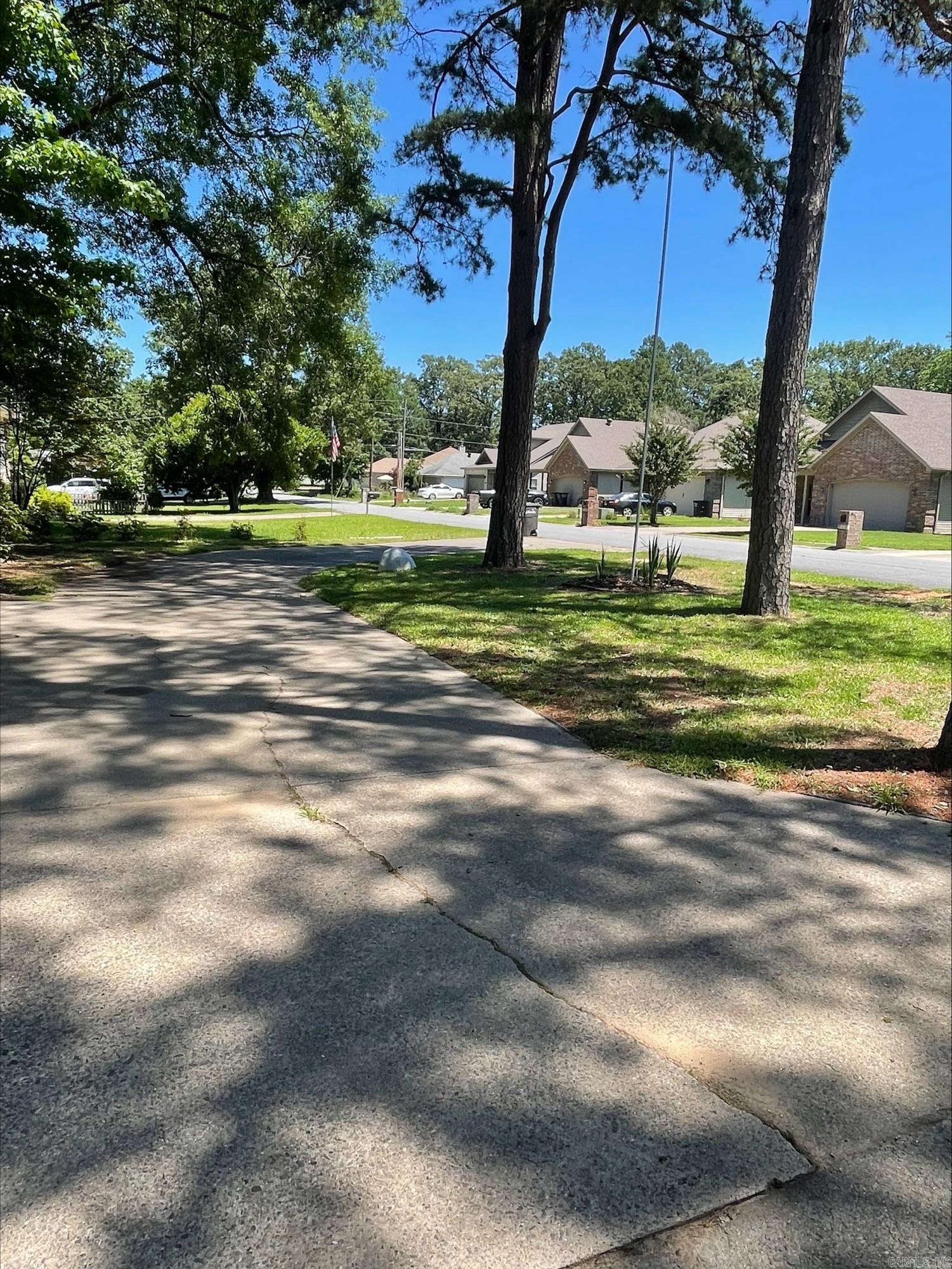 1210 N Jeff Davis St