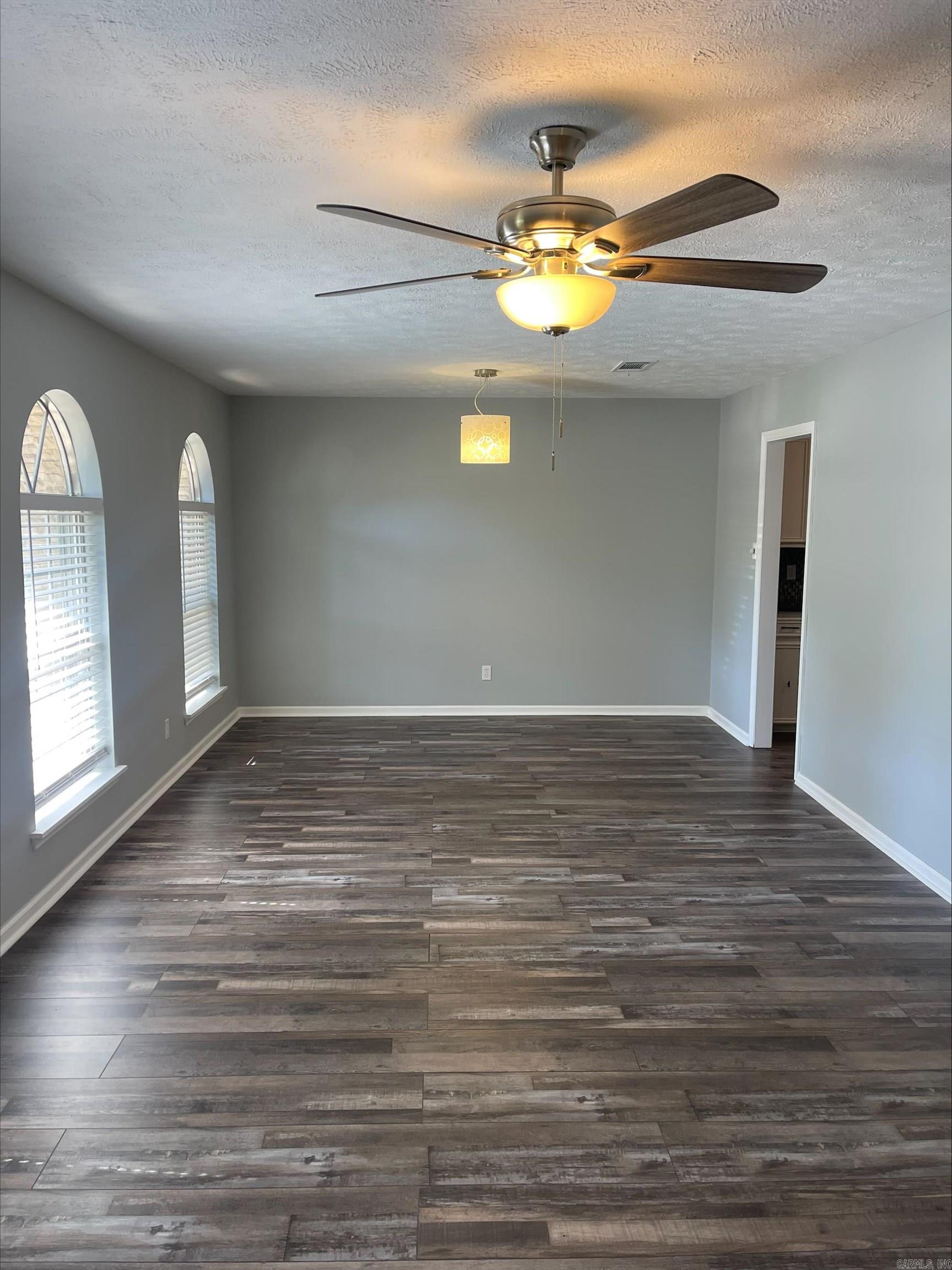 1210 N Jeff Davis St