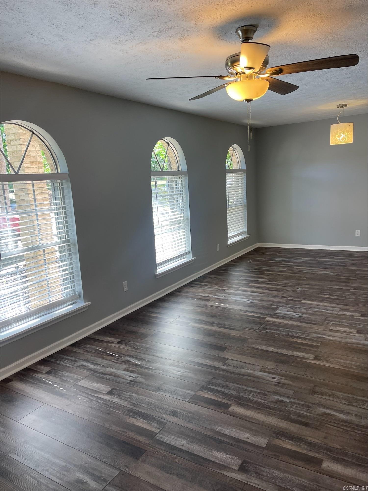 1210 N Jeff Davis St