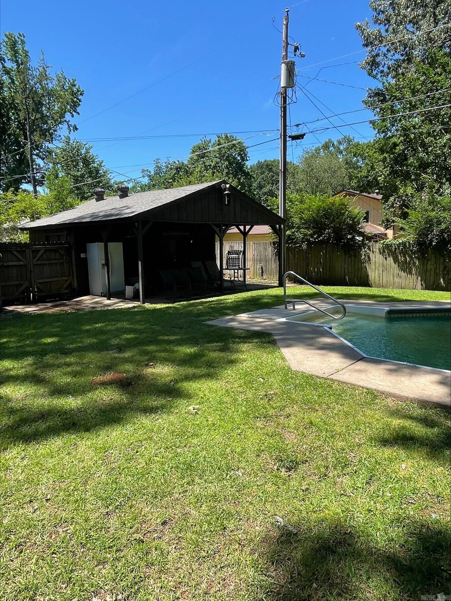 1210 N Jeff Davis St