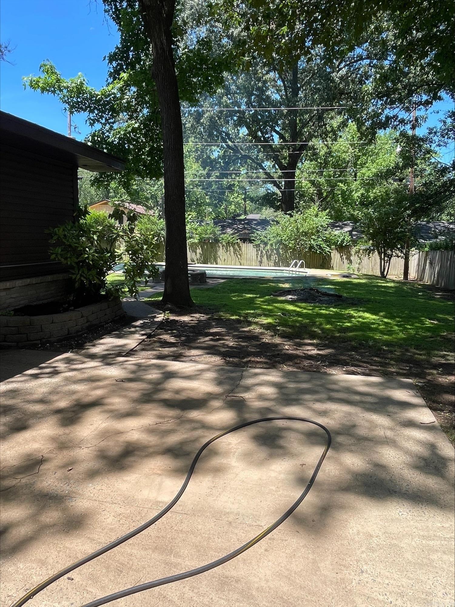 1210 N Jeff Davis St