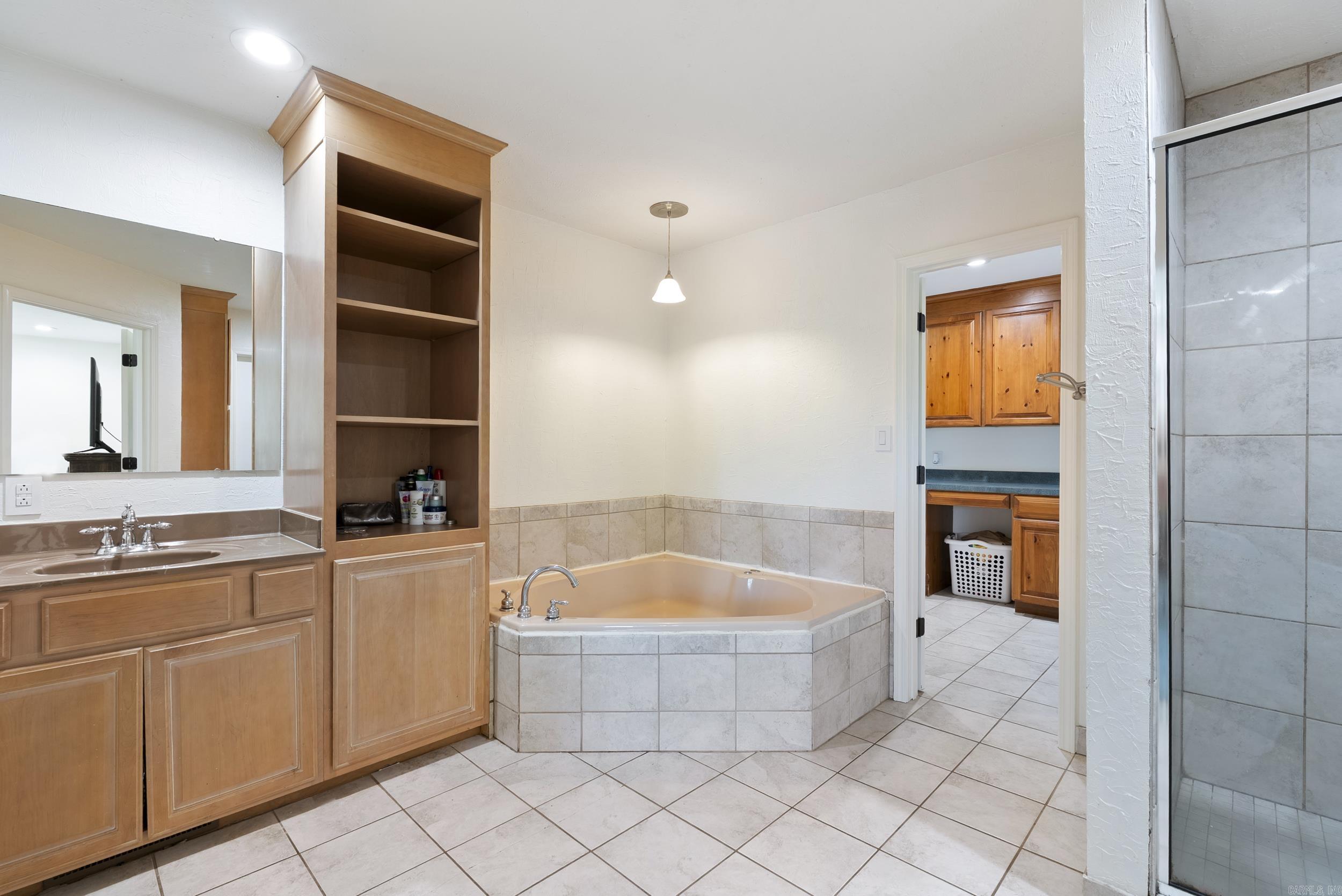 50 Merritt Trail
