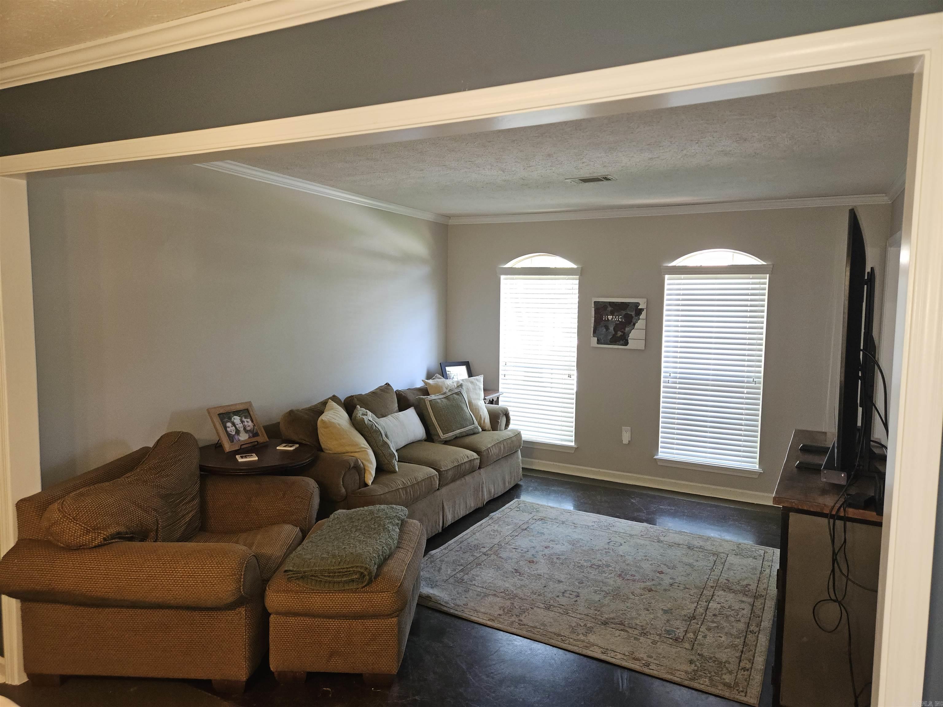 3005 Dallas Loop