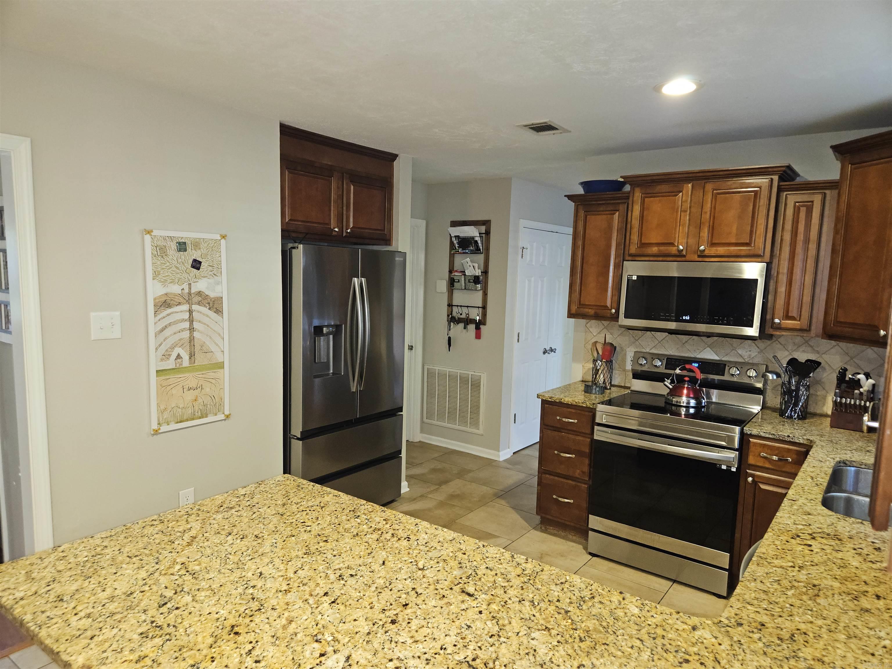 3005 Dallas Loop