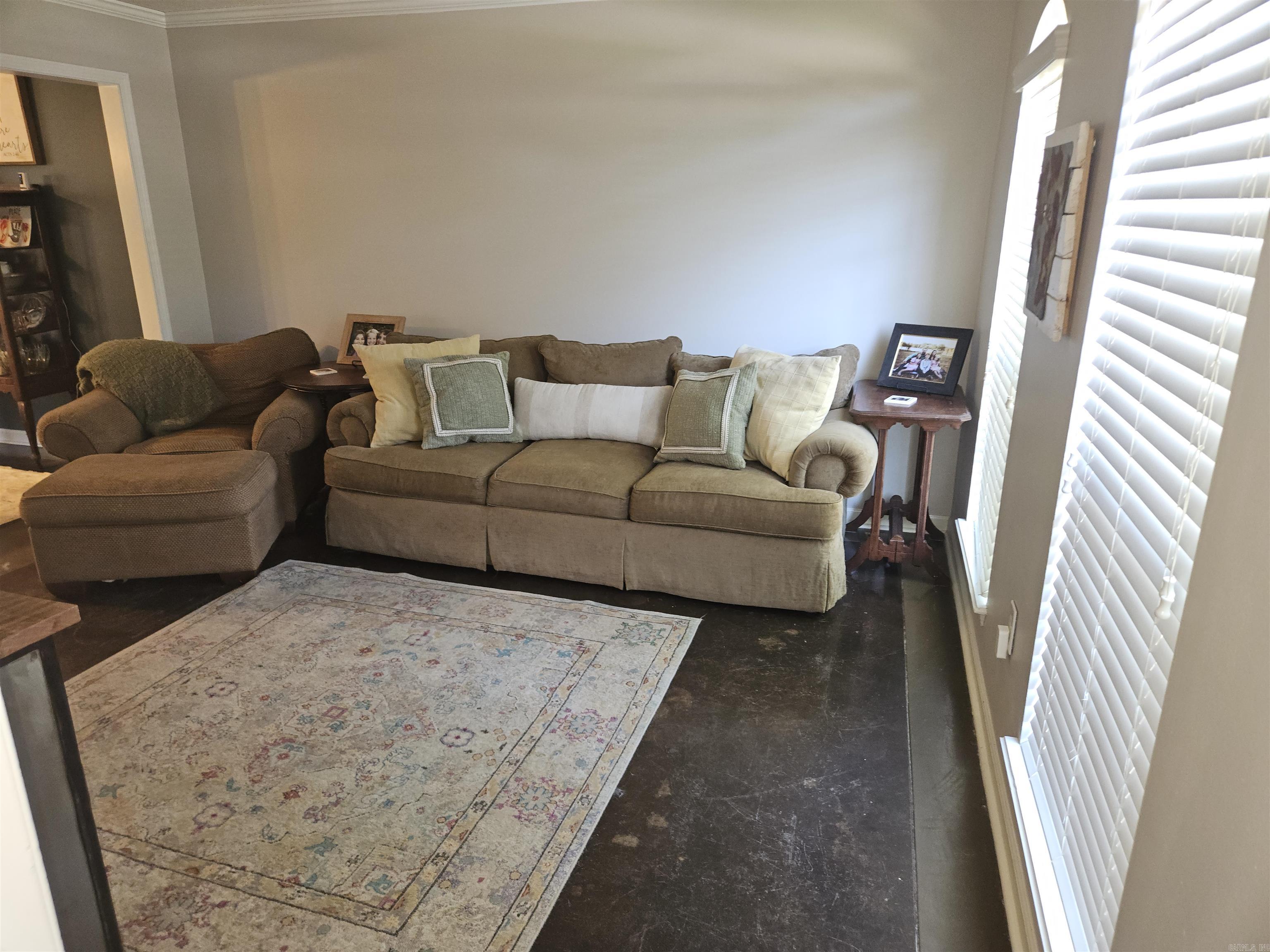3005 Dallas Loop