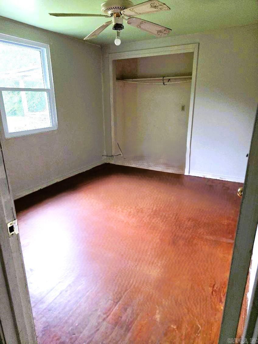303 0ld Center Point Road