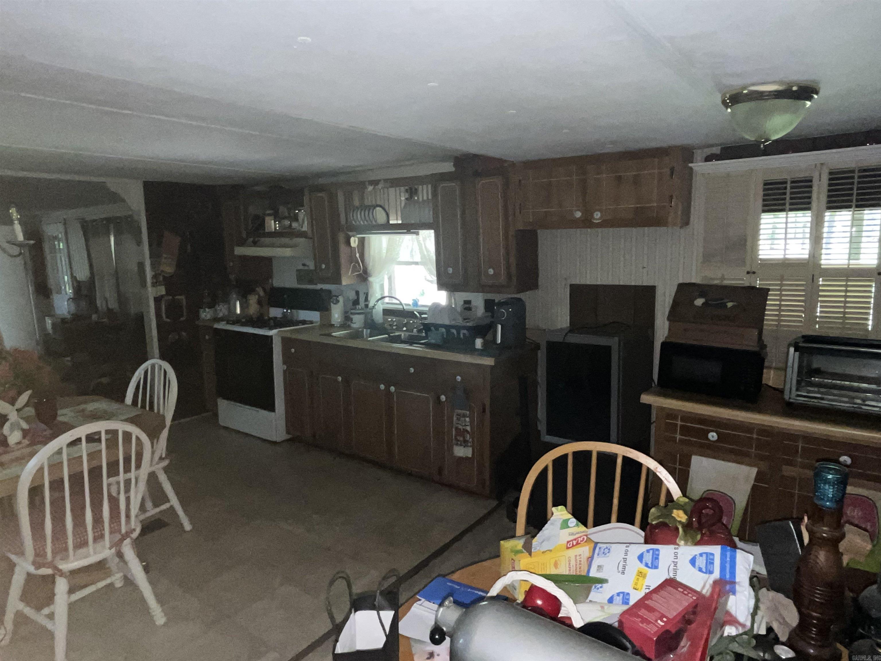 5617 5607 5611 Driskill Drive