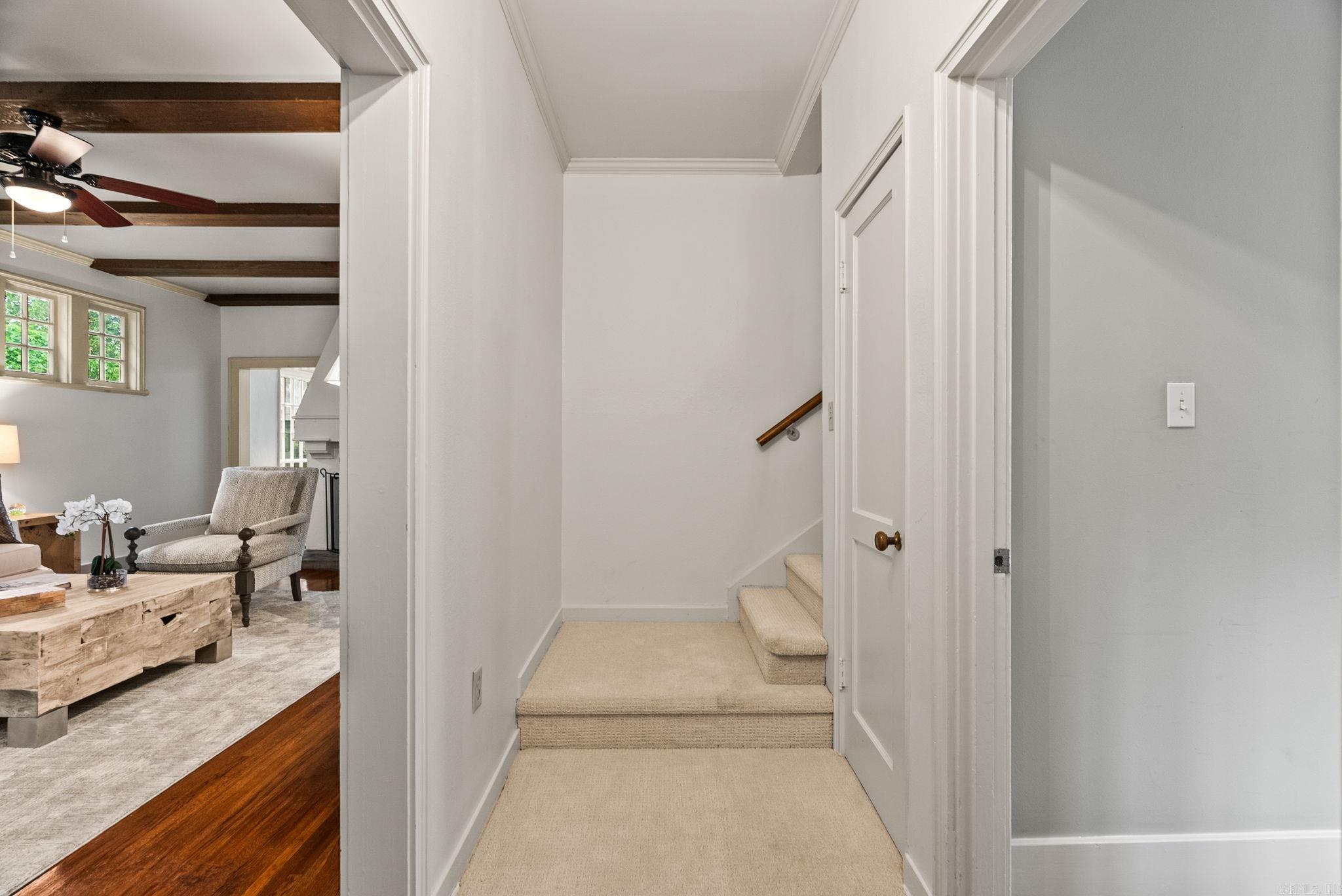 489 Ridgeway Drive