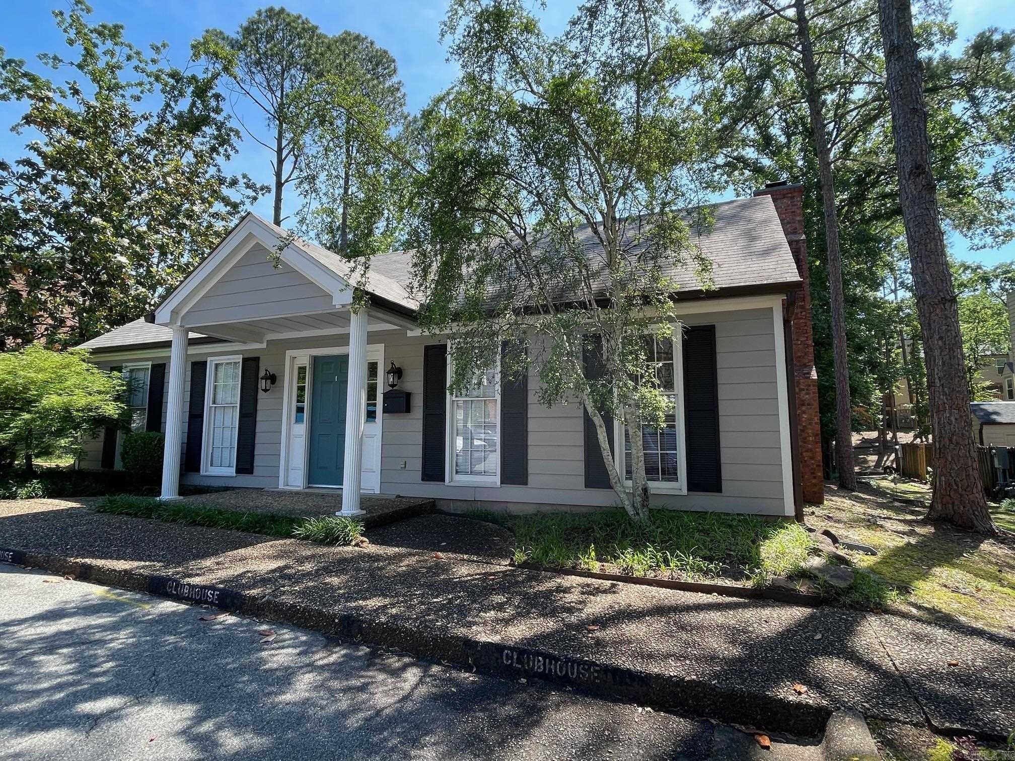 2200 Andover Court Unit: 403