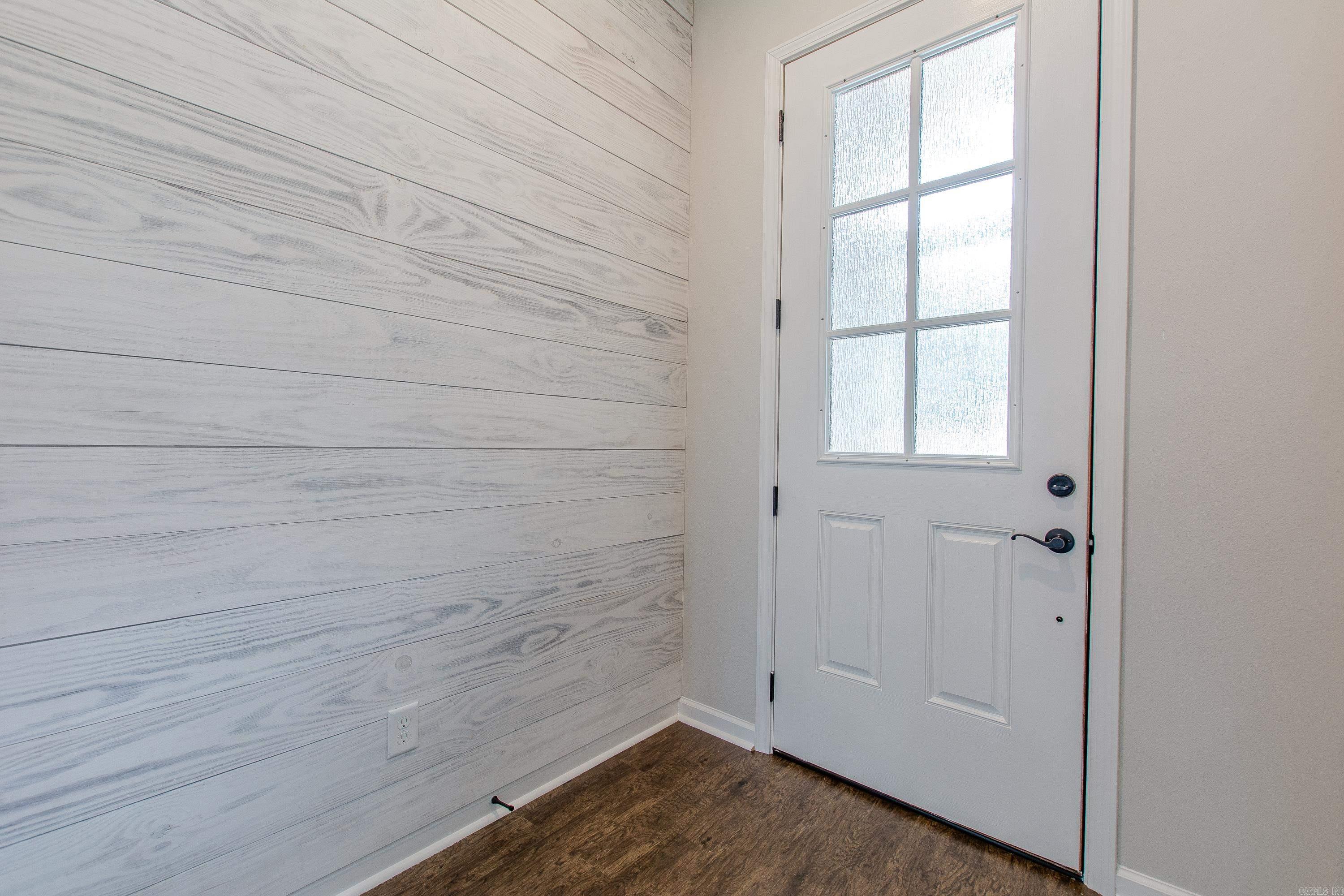 5045 Maple Leaf Drive