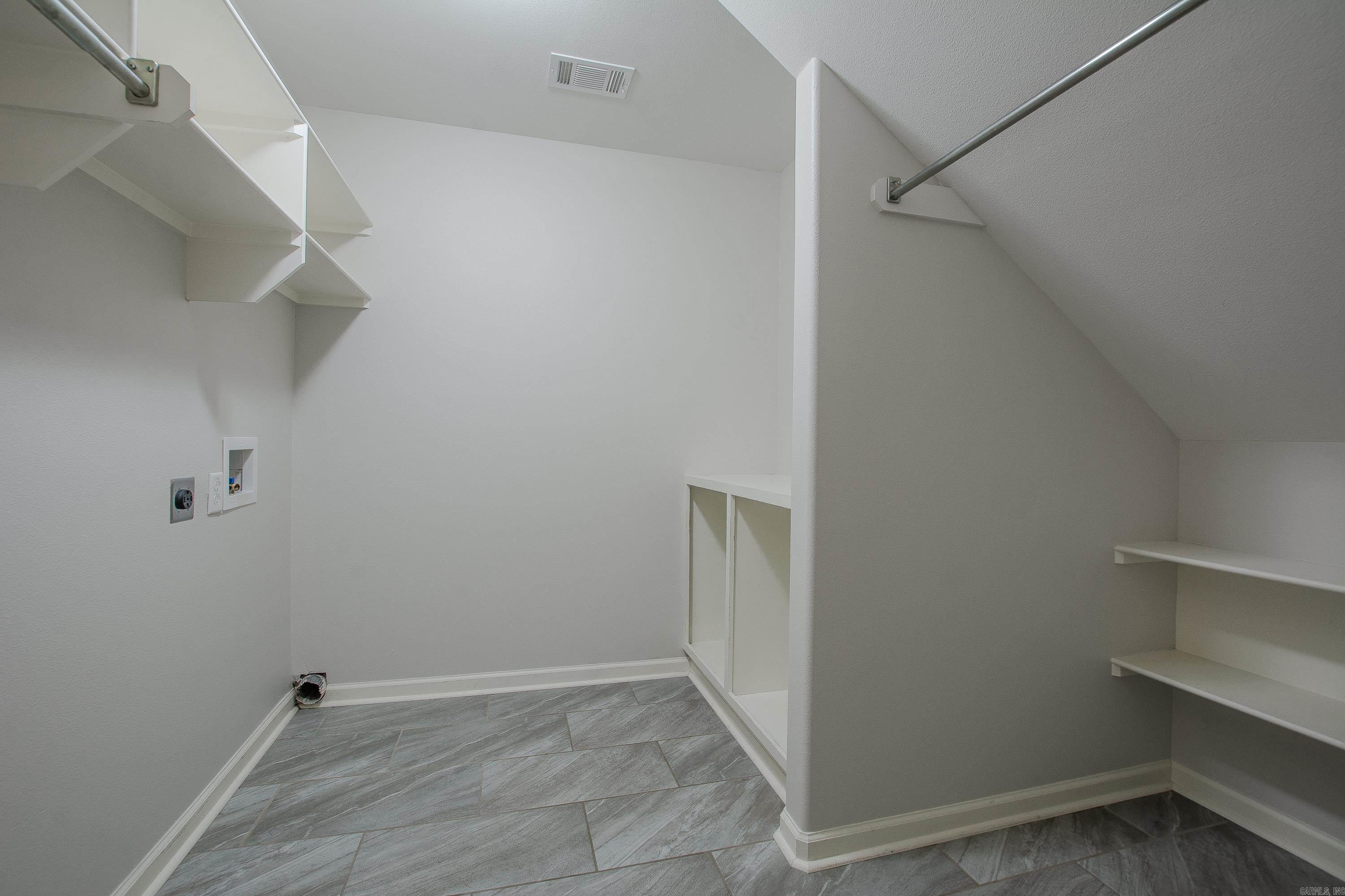 5045 Maple Leaf Drive