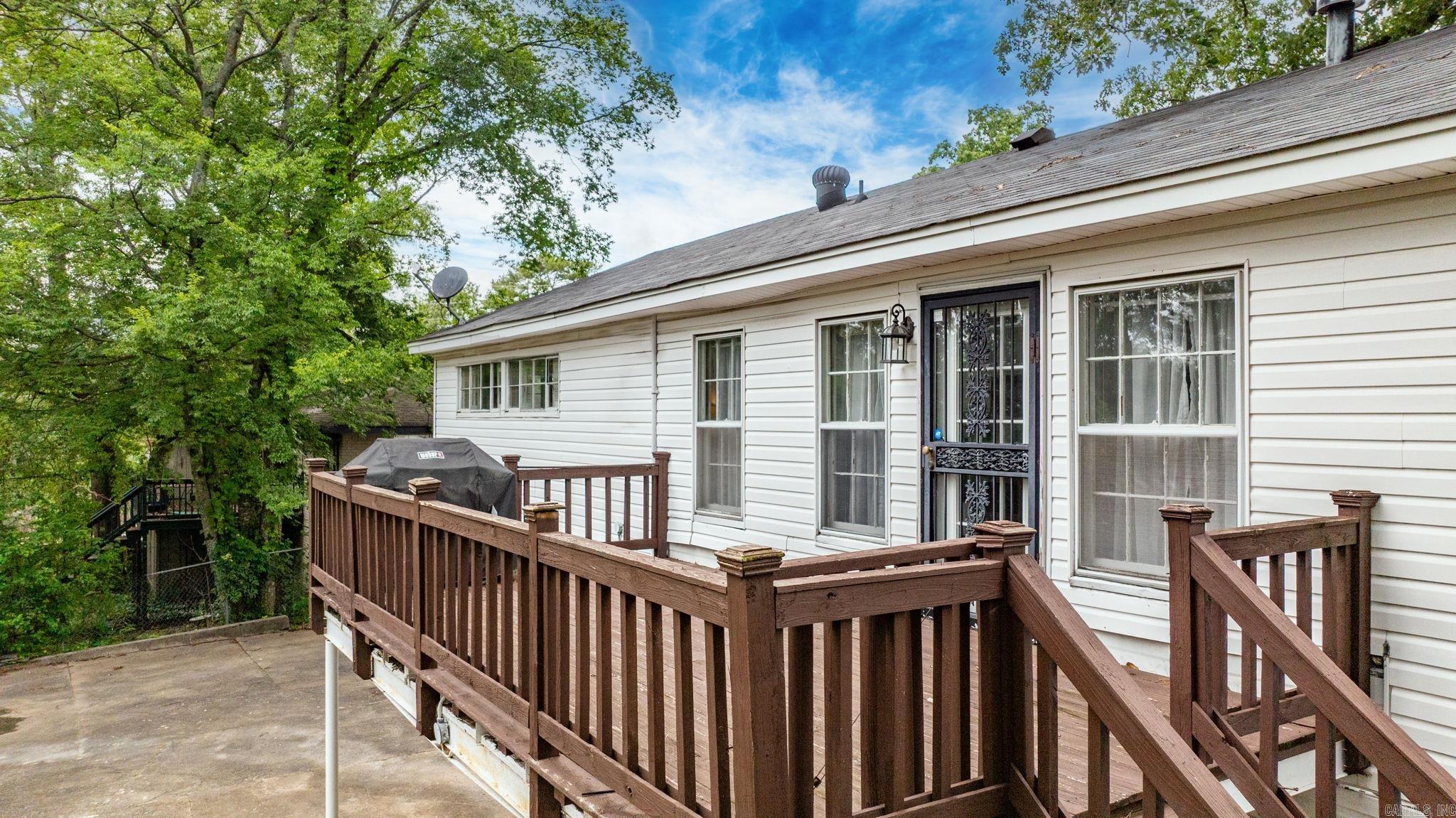 7521 Gable