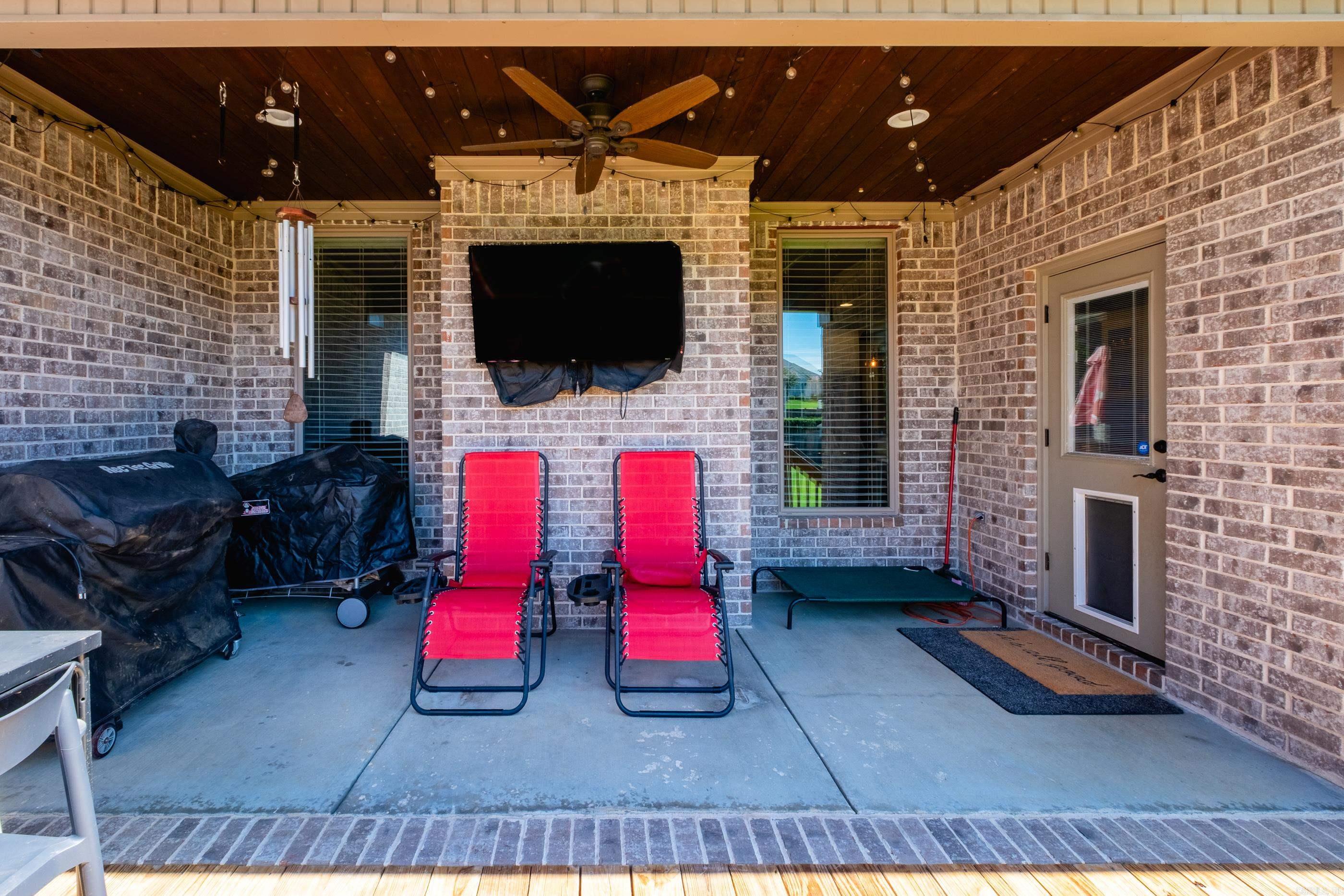 2525 Aberdeen Drive