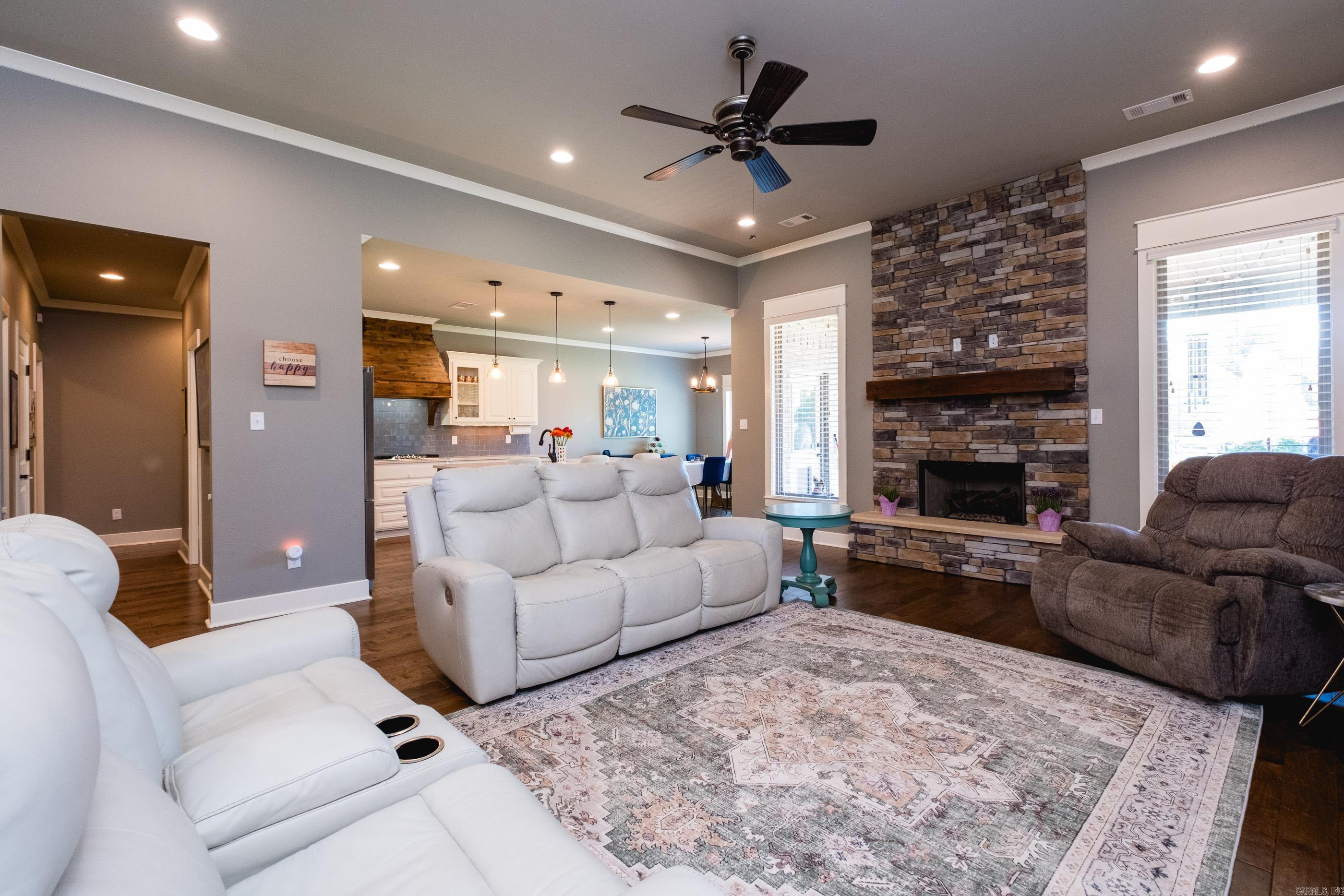 2525 Aberdeen Drive