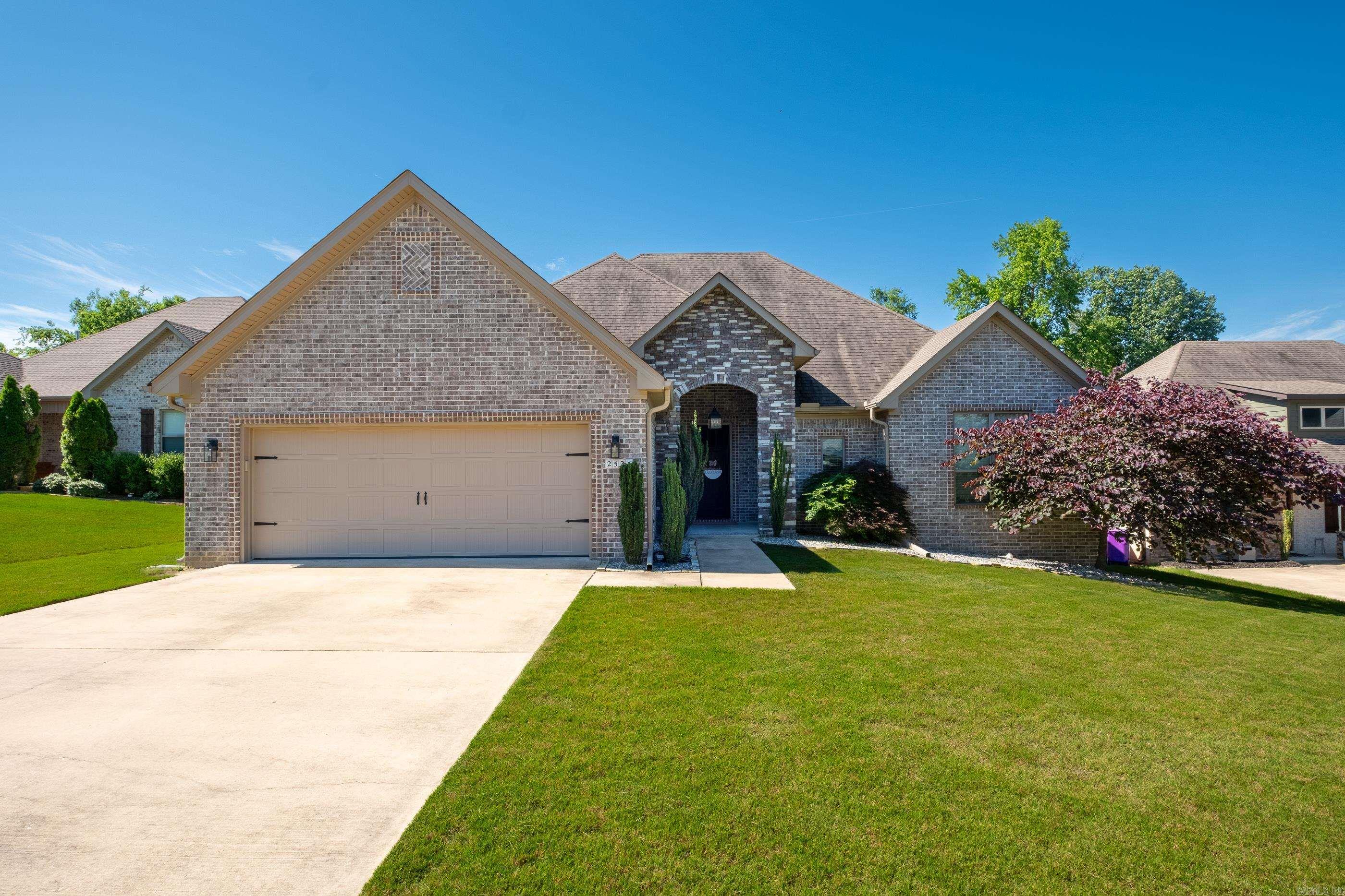 2525 Aberdeen Drive