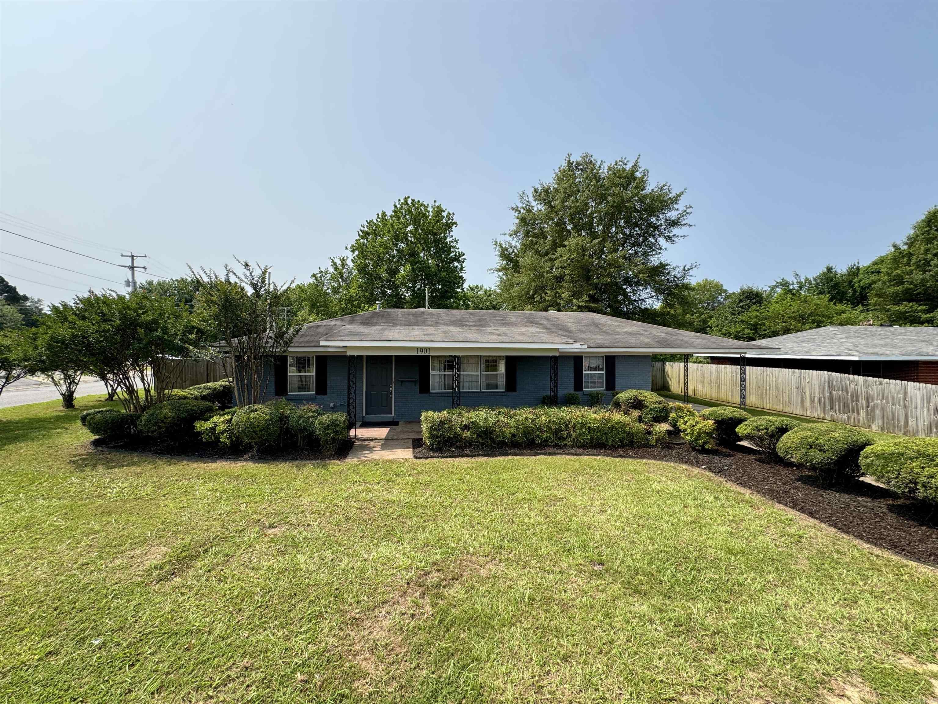 1901 Arkansas Avenue