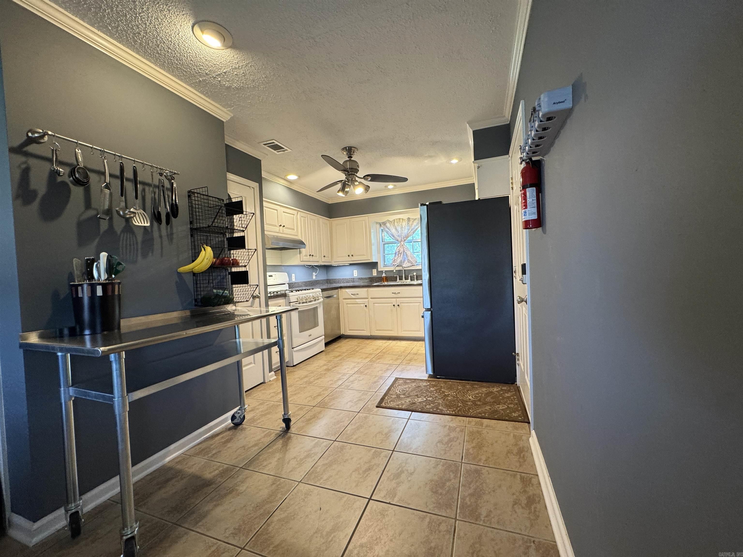 1901 Arkansas Avenue