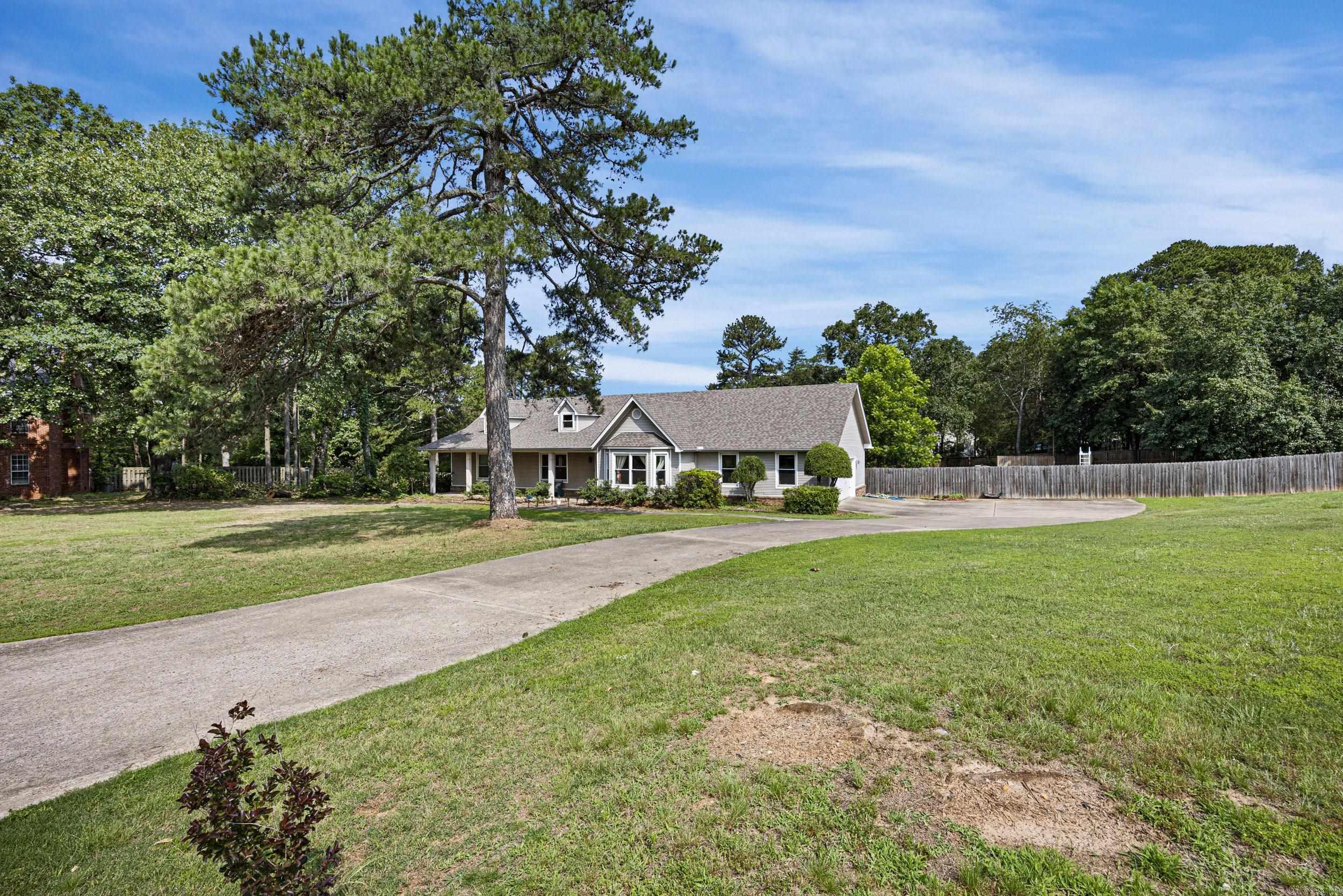 2920 Highland Dr