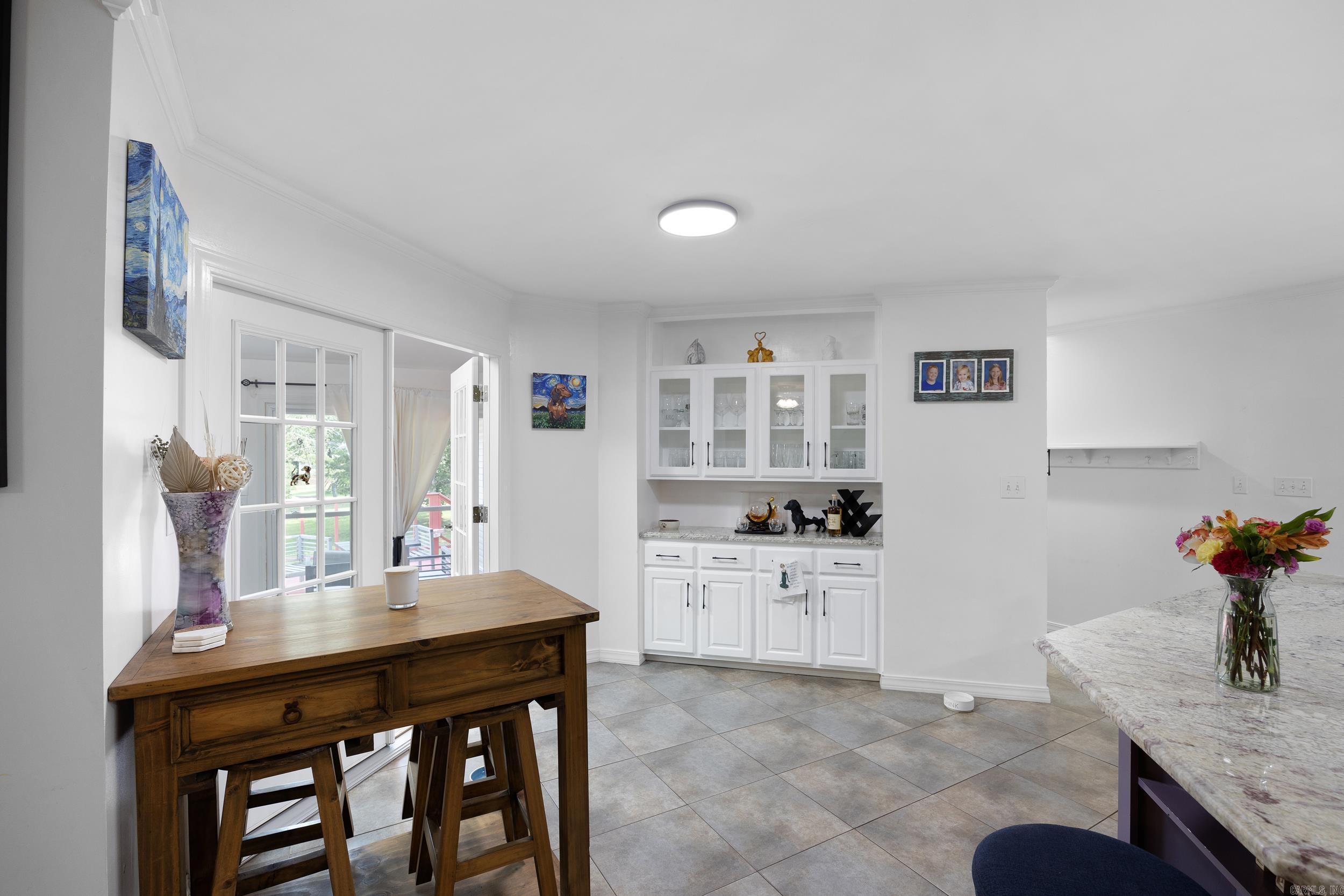 2920 Highland Dr