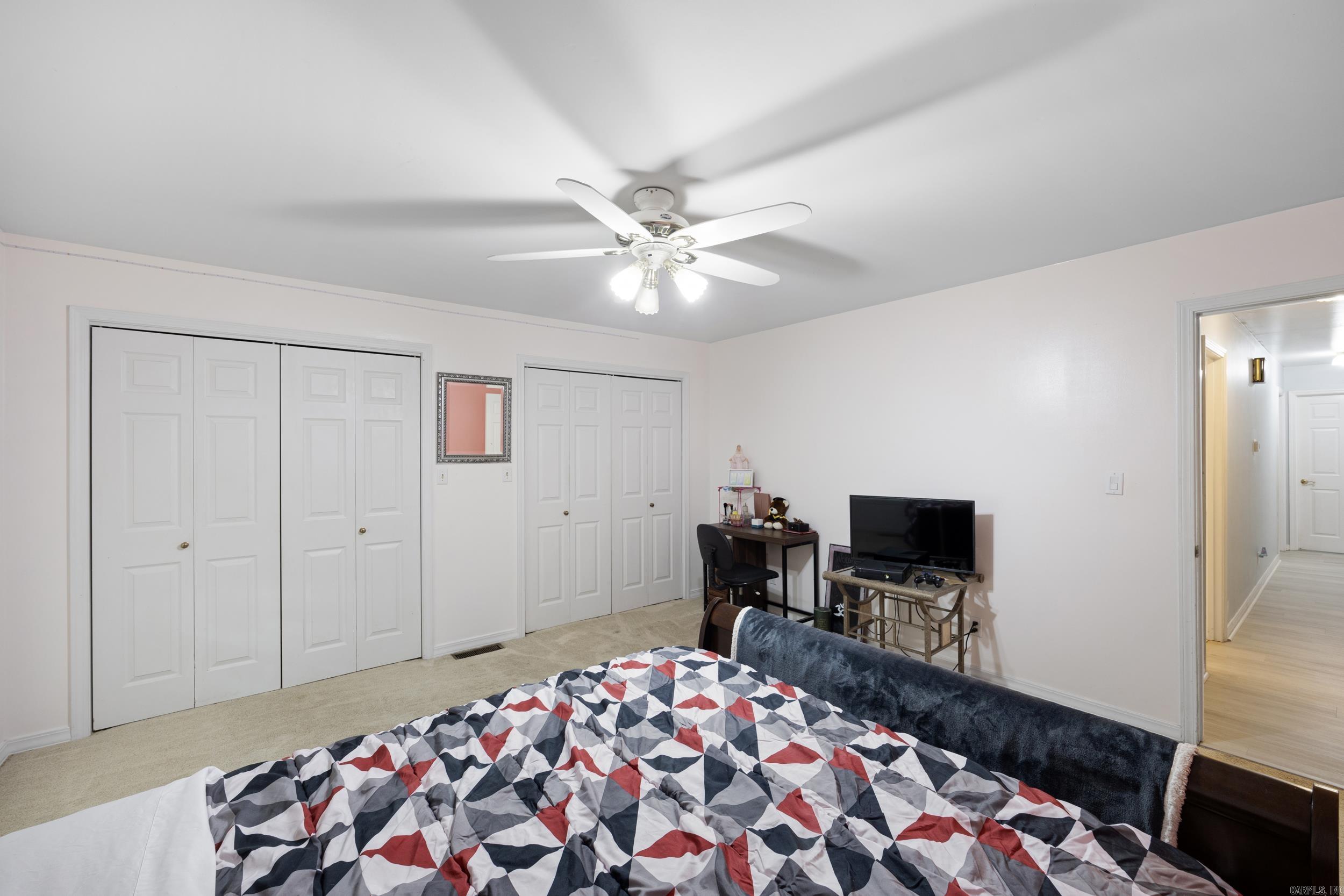 2920 Highland Dr