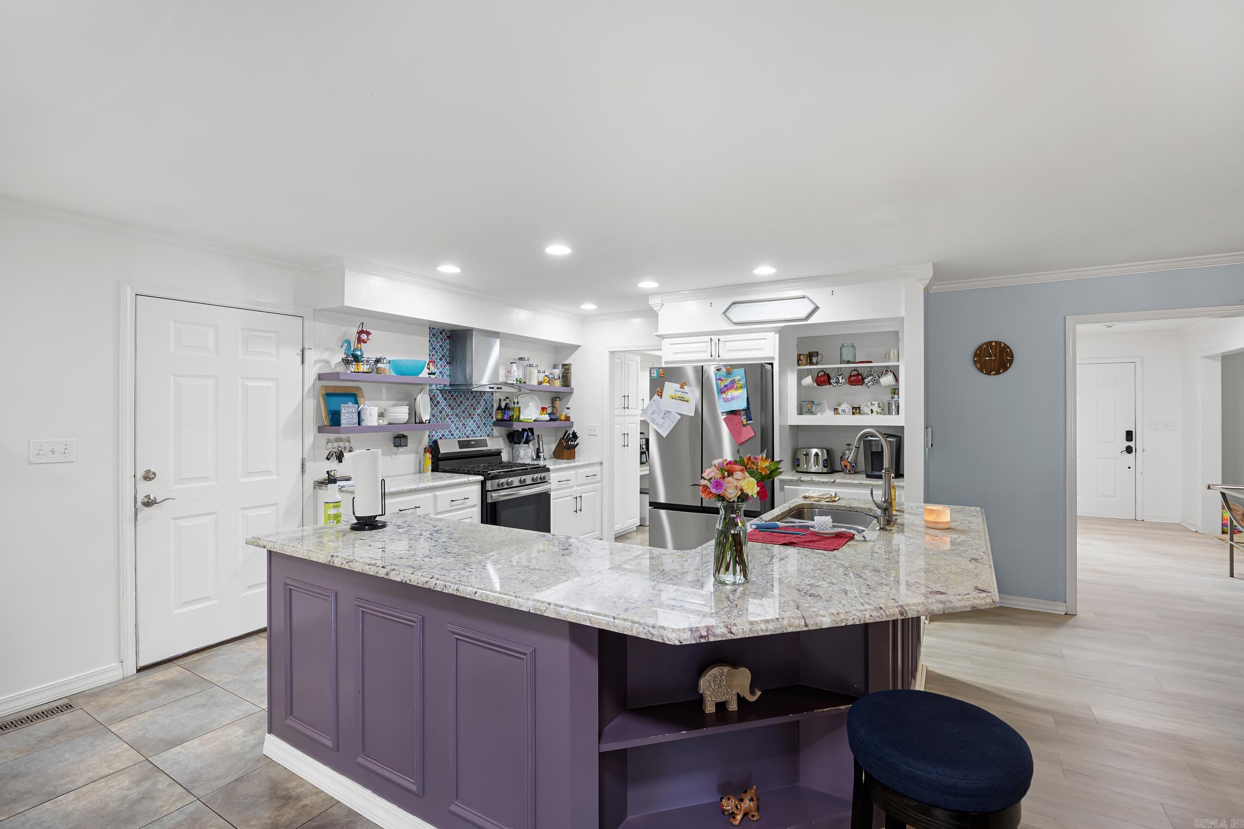 2920 Highland Dr