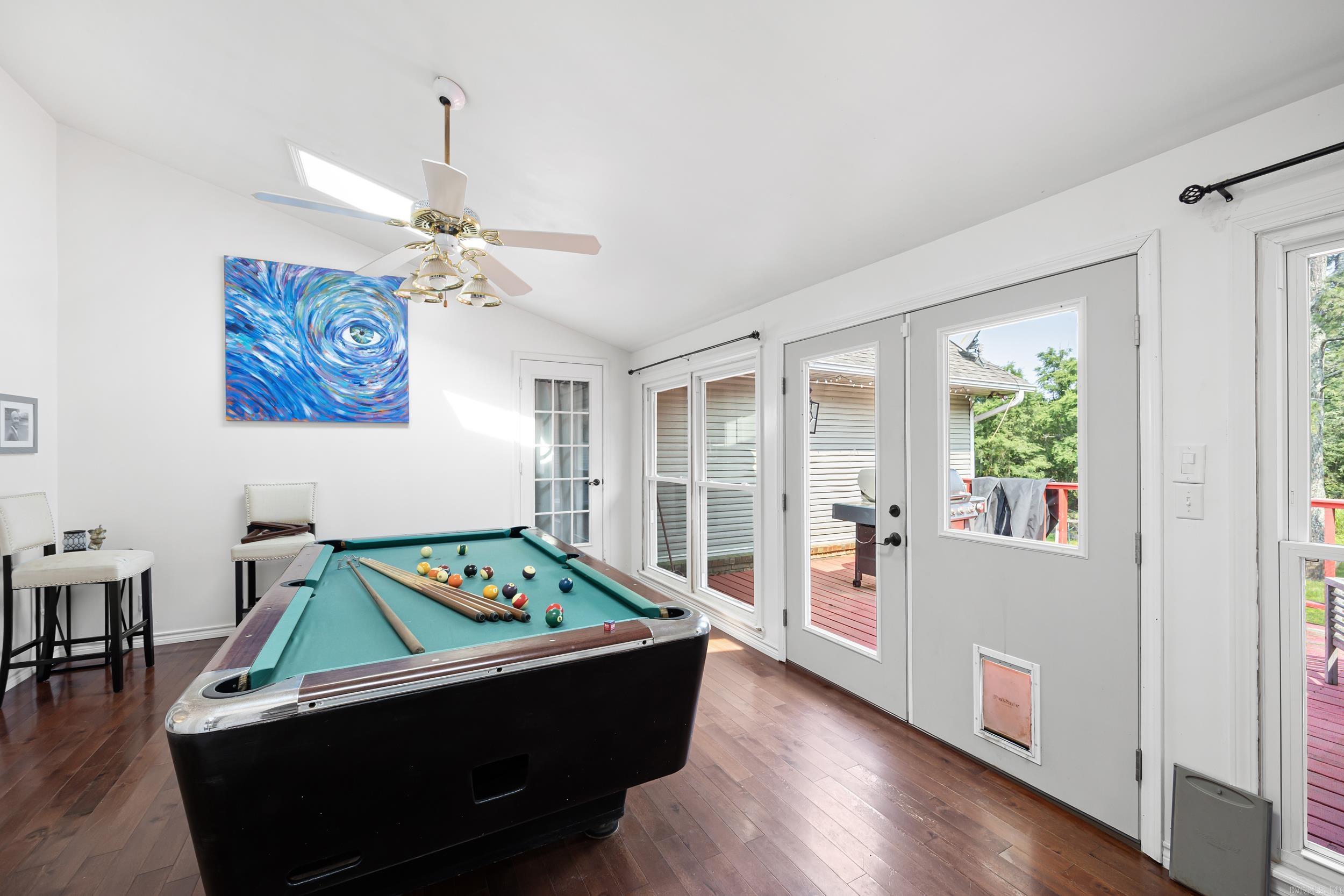 2920 Highland Dr