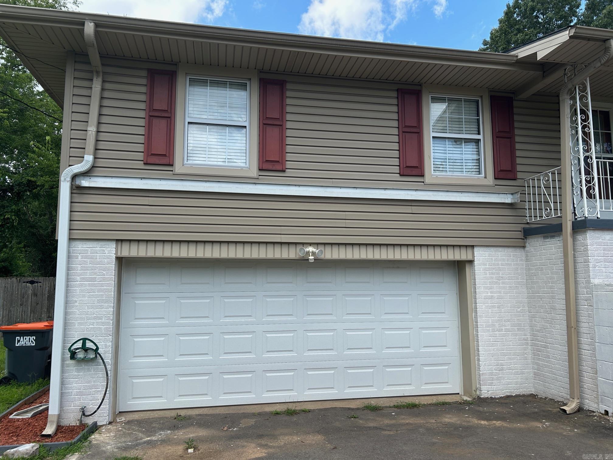 1421 N Greenwich Avenue