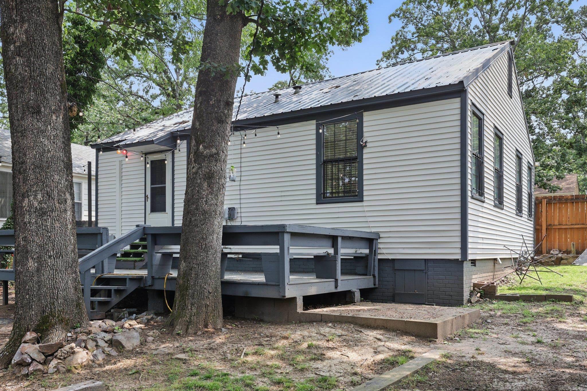 1810 S Pierce Street