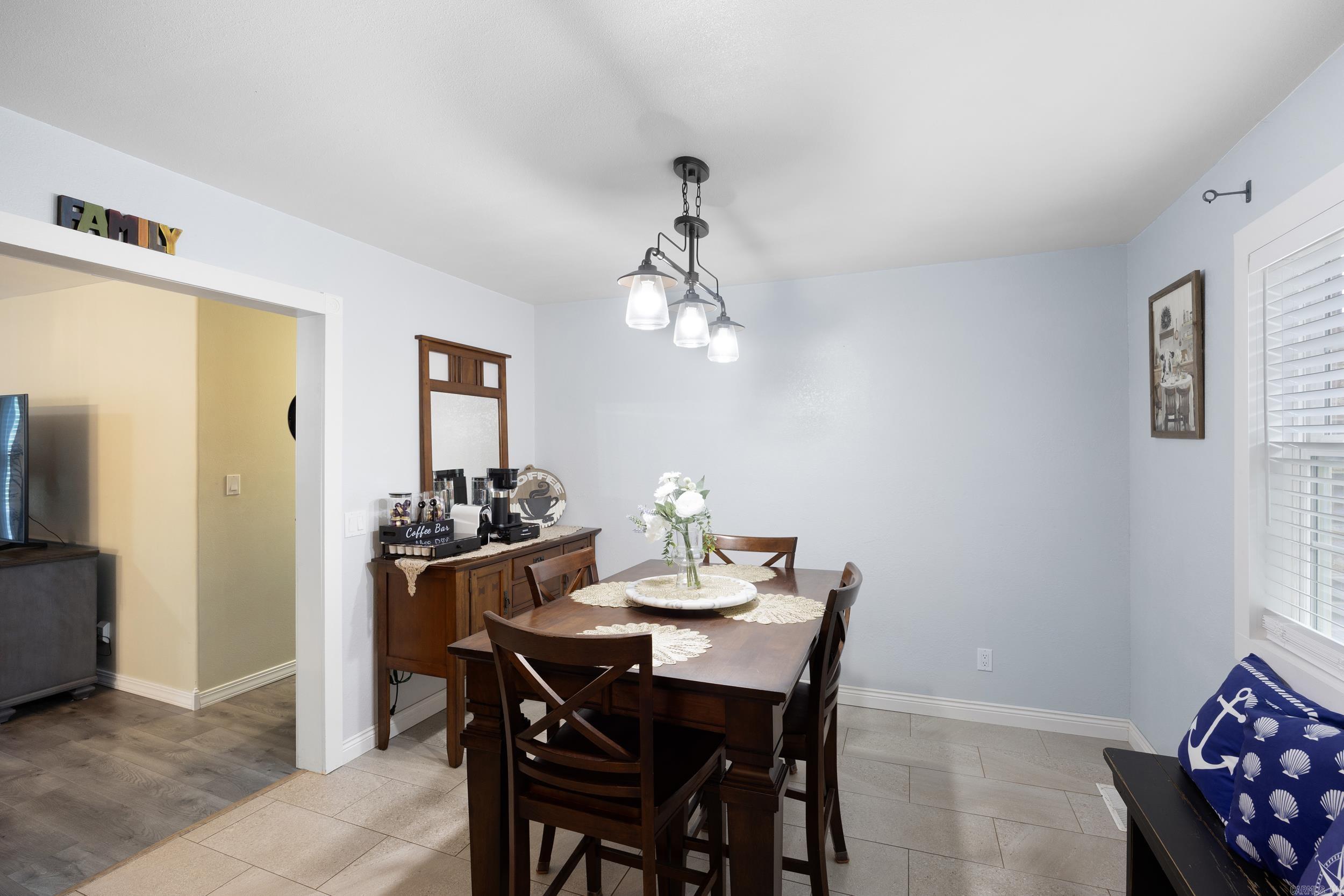 405 Damascus Rd