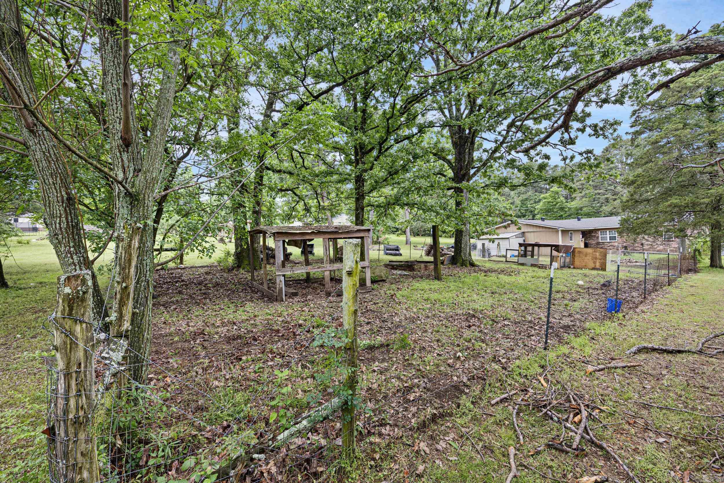 405 Damascus Rd