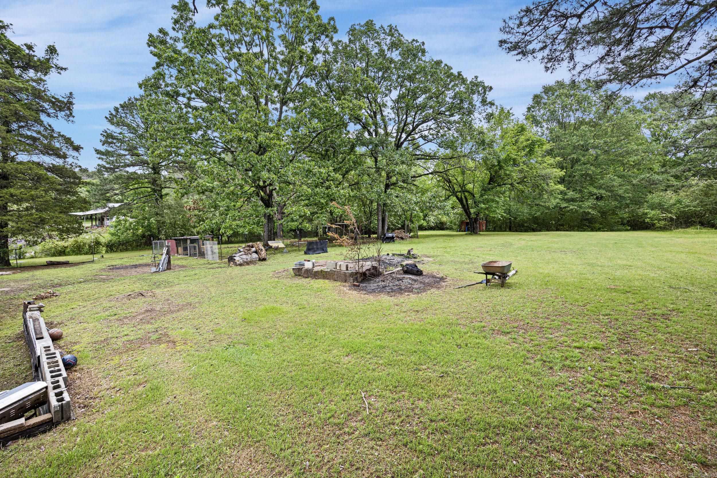 405 Damascus Rd