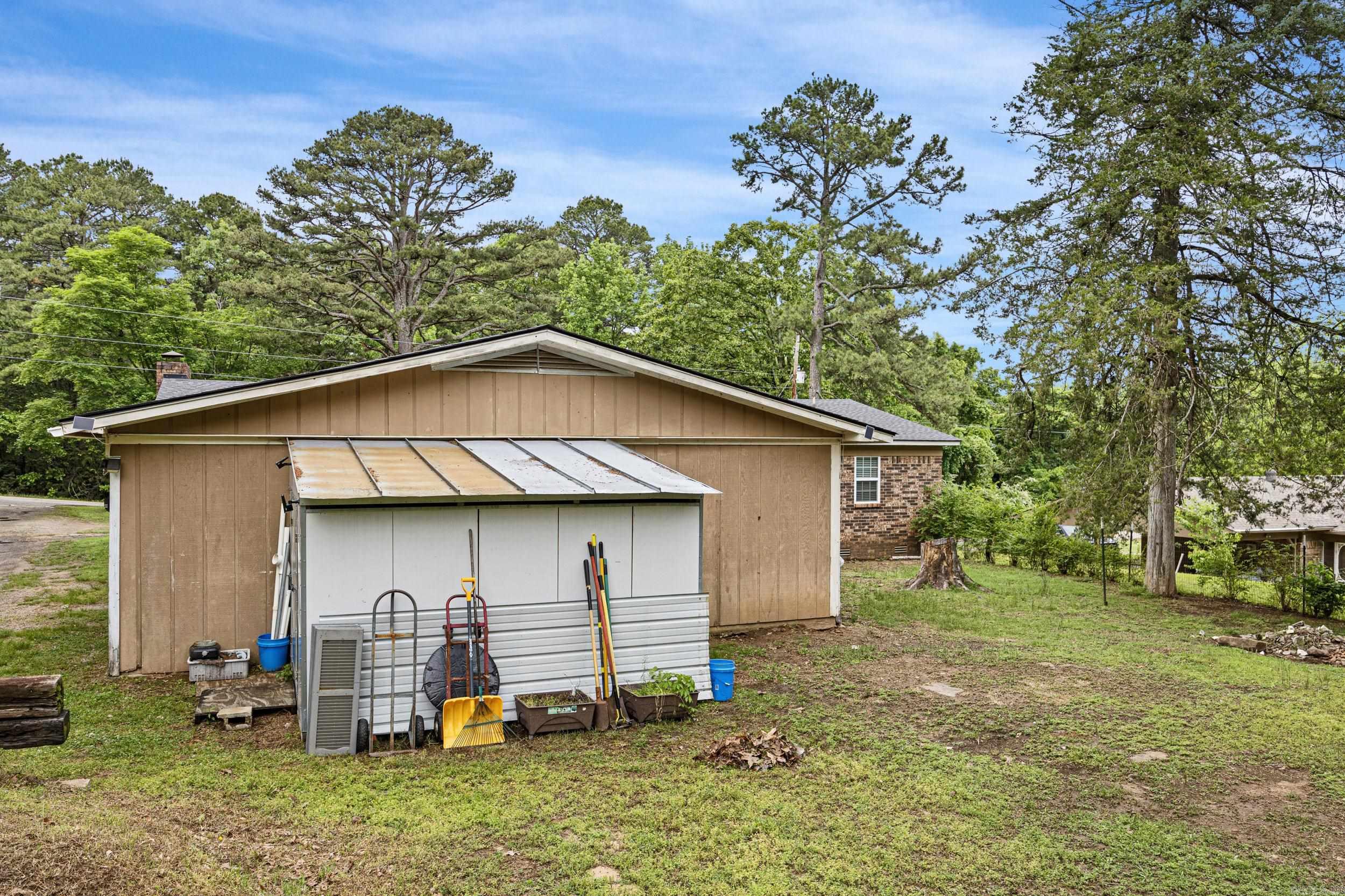 405 Damascus Rd