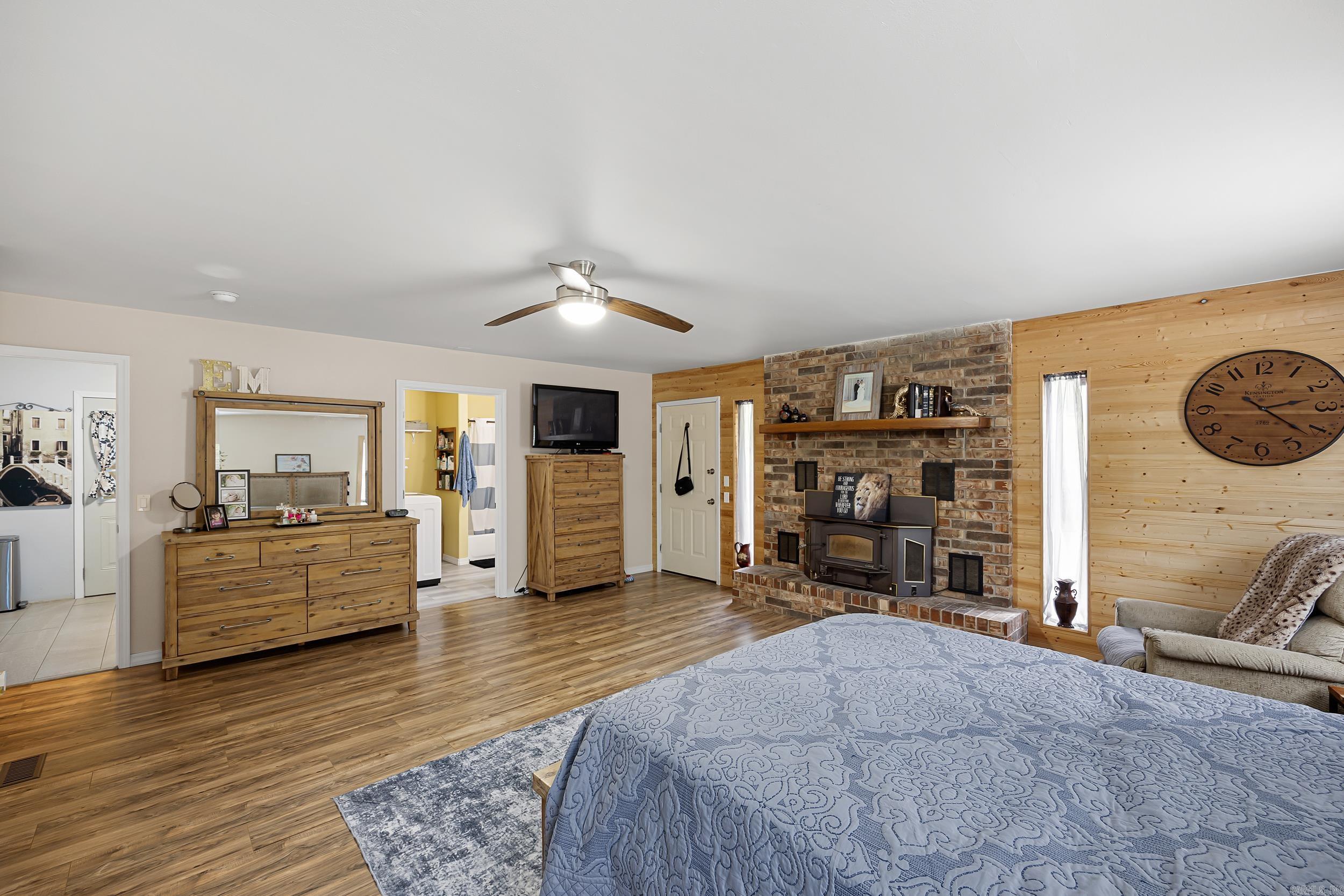 405 Damascus Rd
