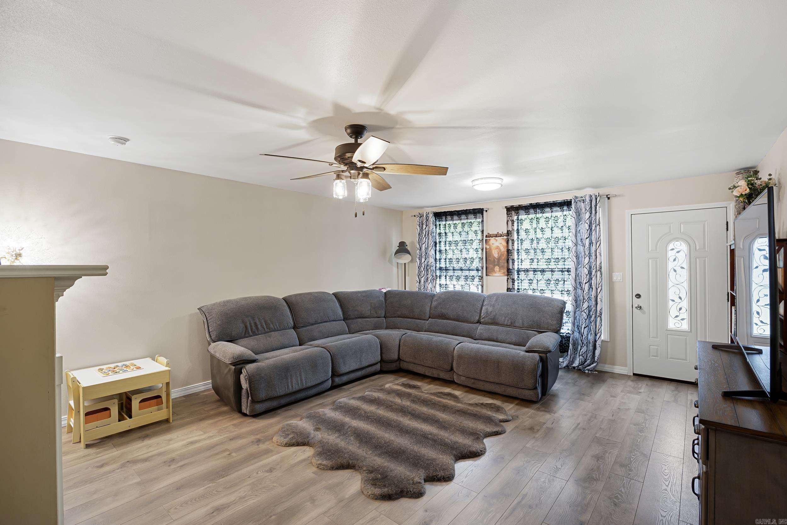 405 Damascus Rd