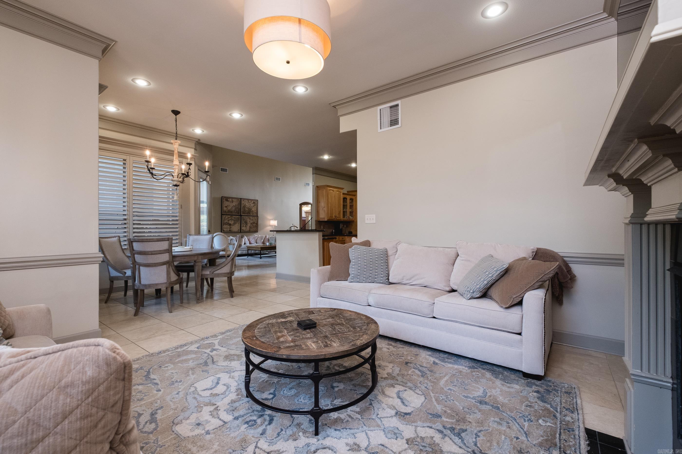 22 Epernay Circle