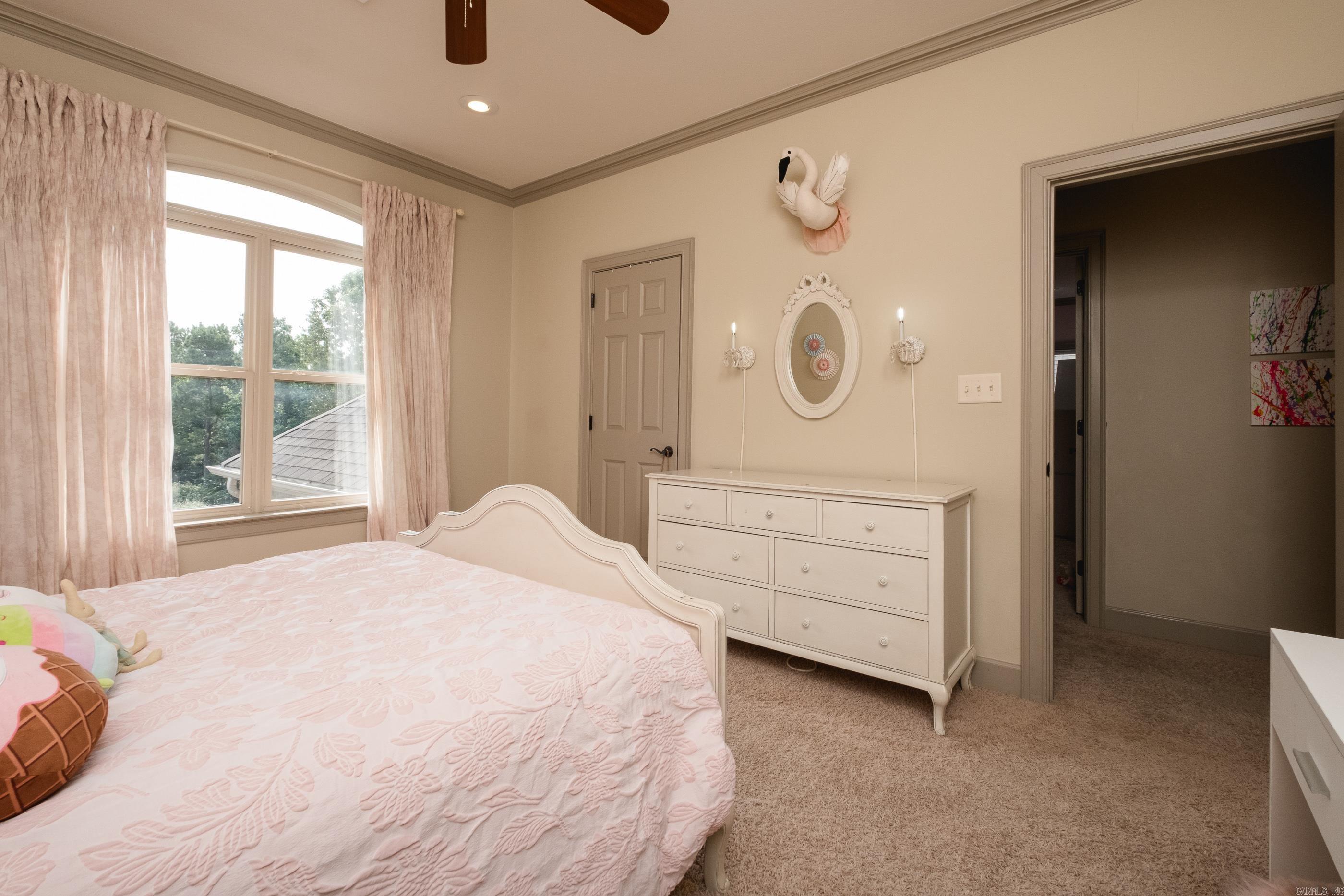 22 Epernay Circle