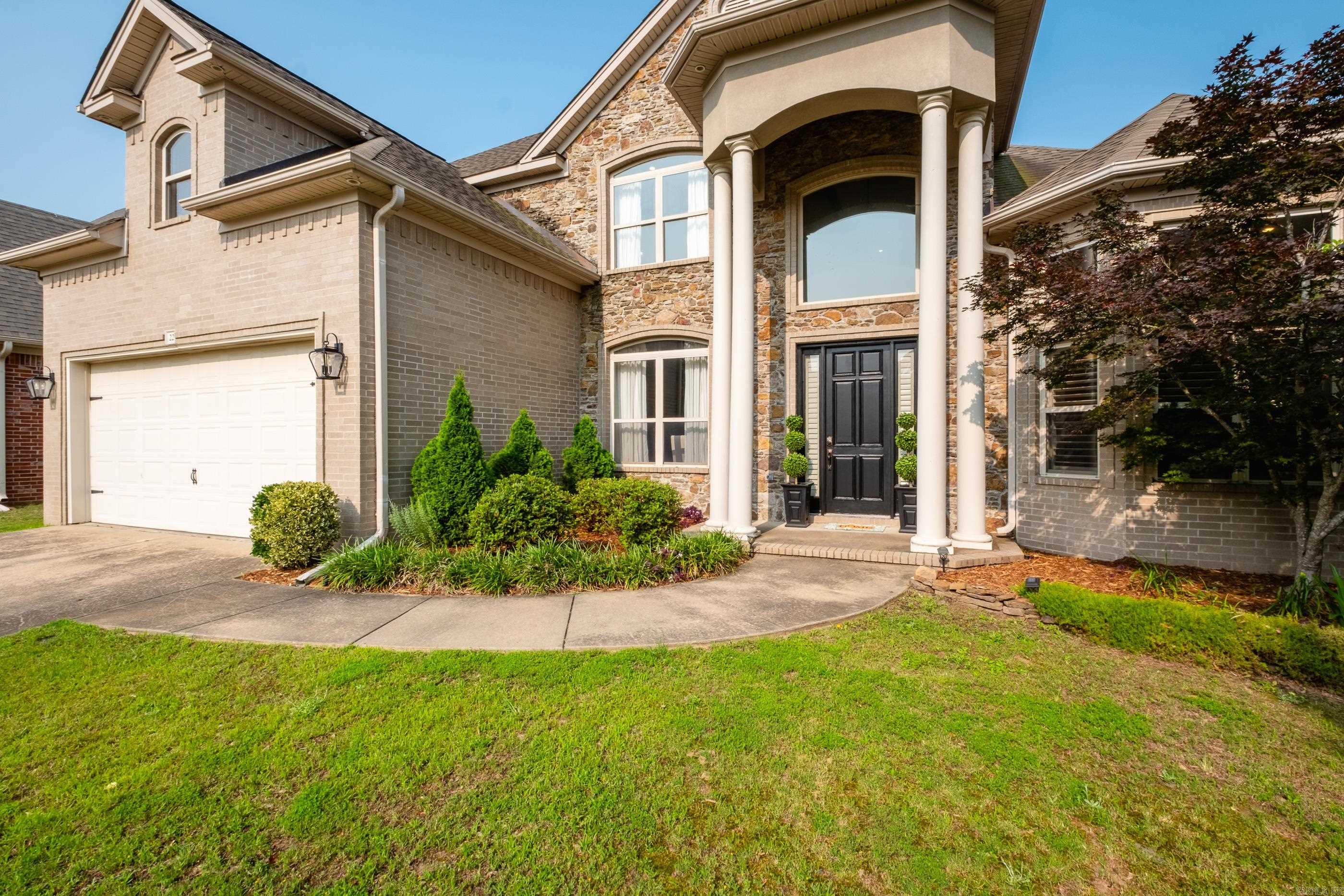 22 Epernay Circle
