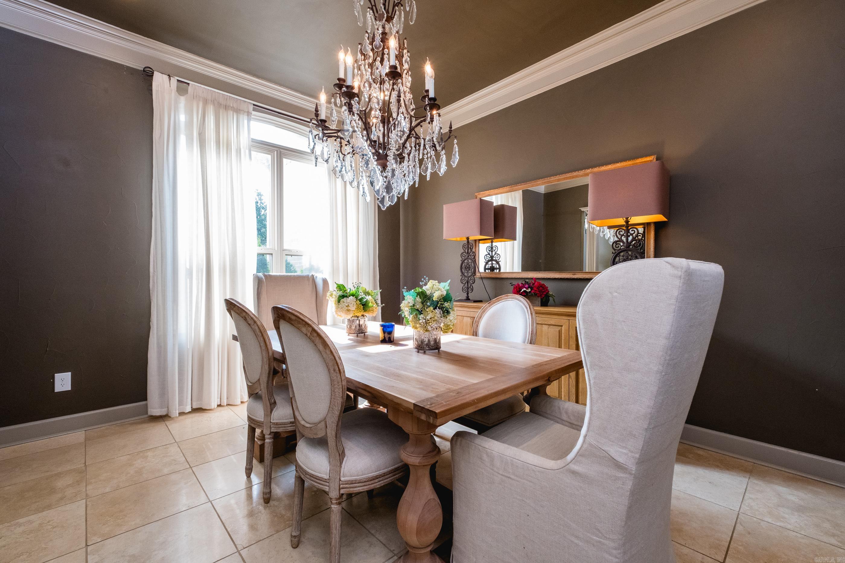 22 Epernay Circle