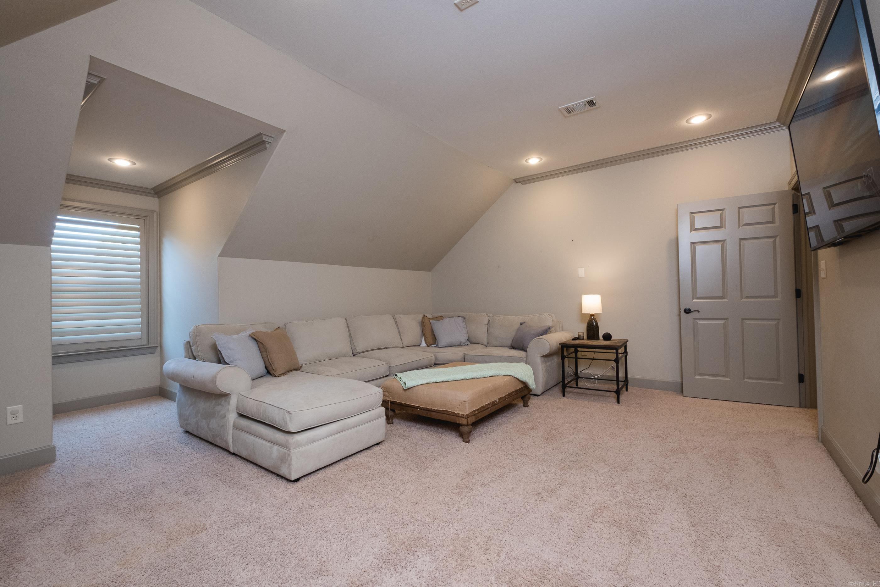 22 Epernay Circle